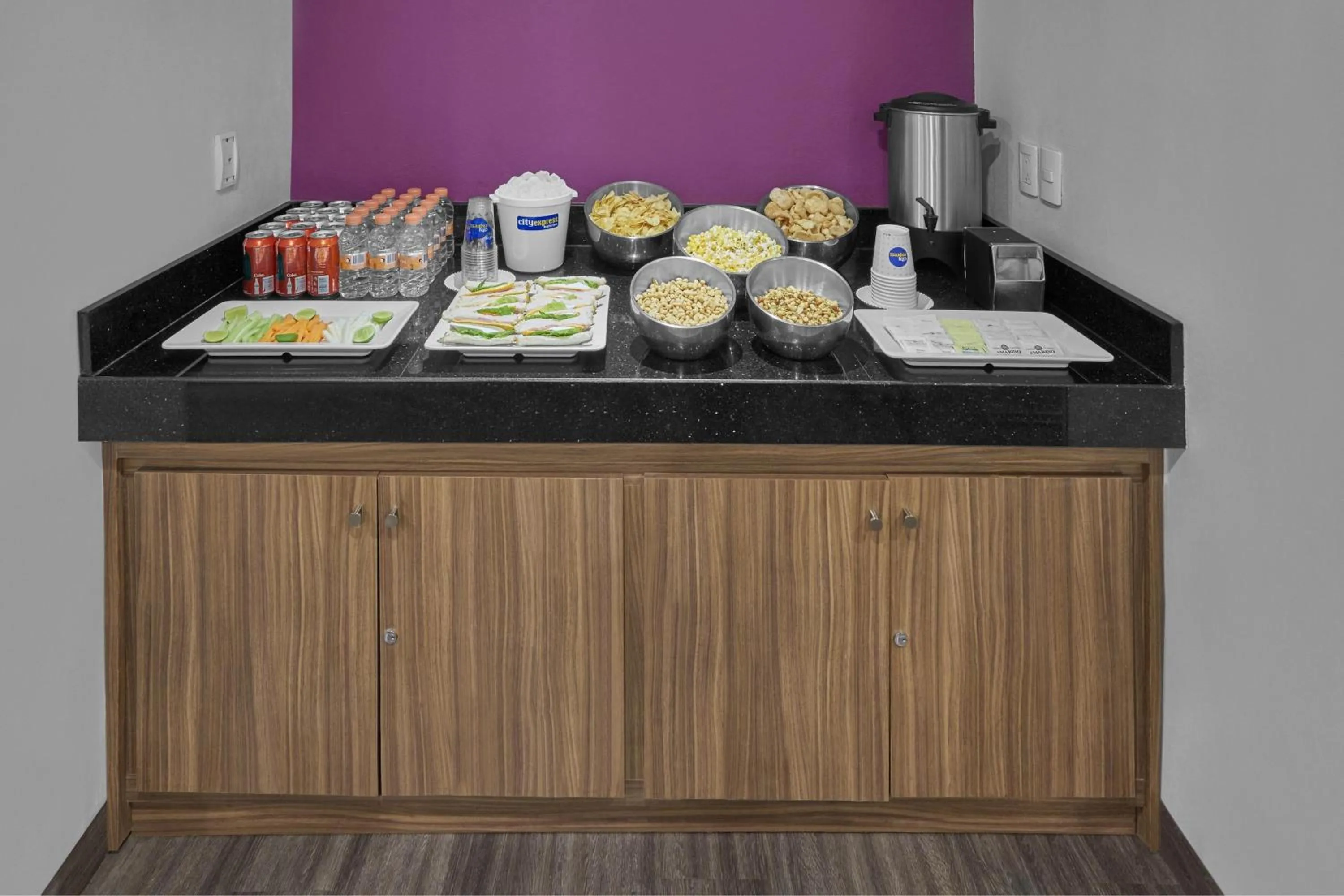 Meeting/conference room in City Express by Marriott Tampico