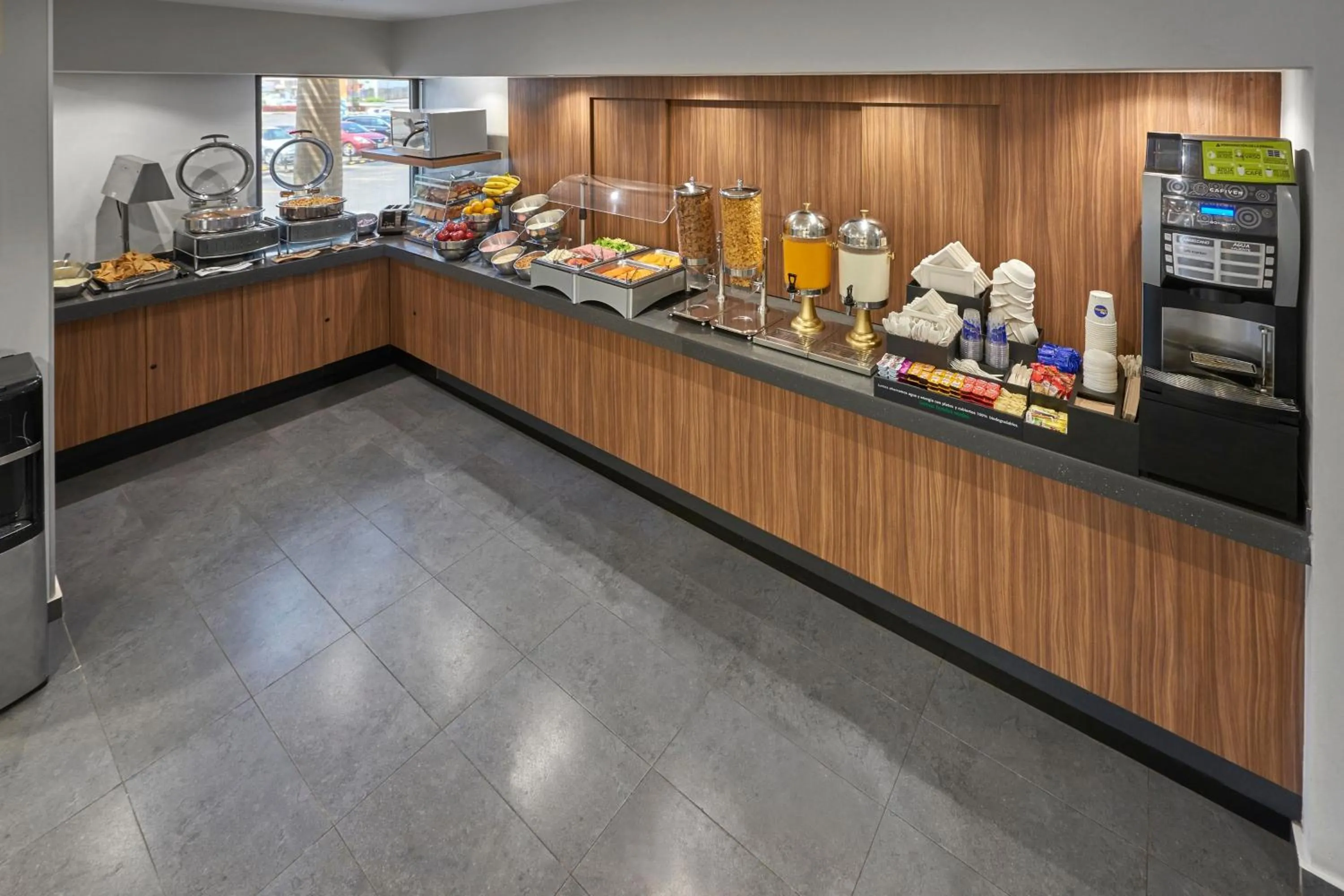 Breakfast in City Express by Marriott Tampico