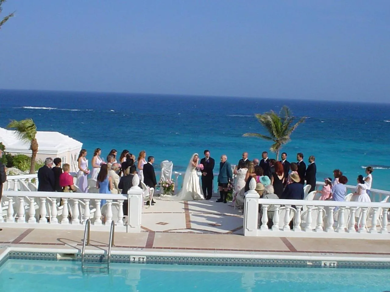 Property building in Coco Reef Bermuda
