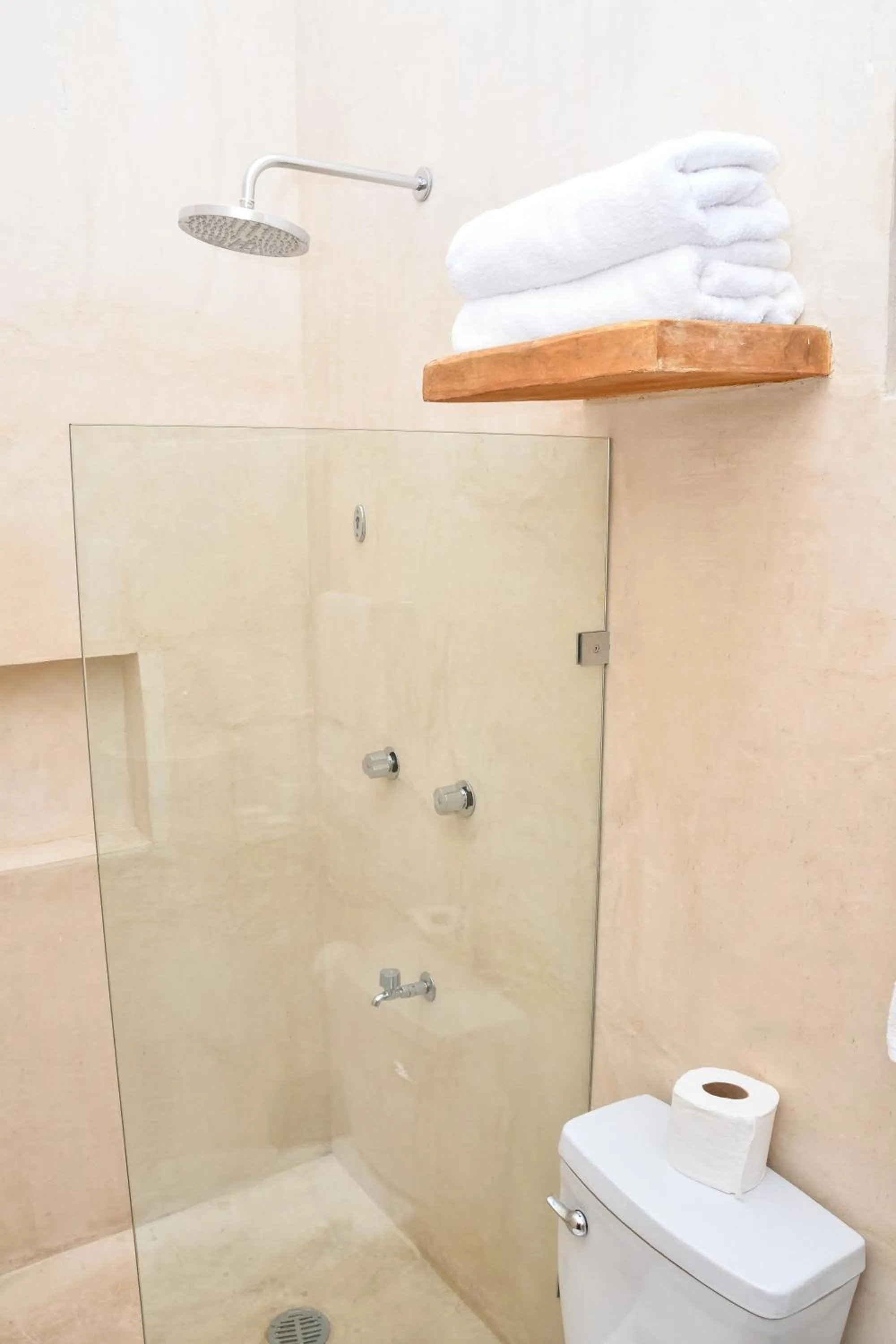 Shower in Casa Sisal Valladolid Yuc