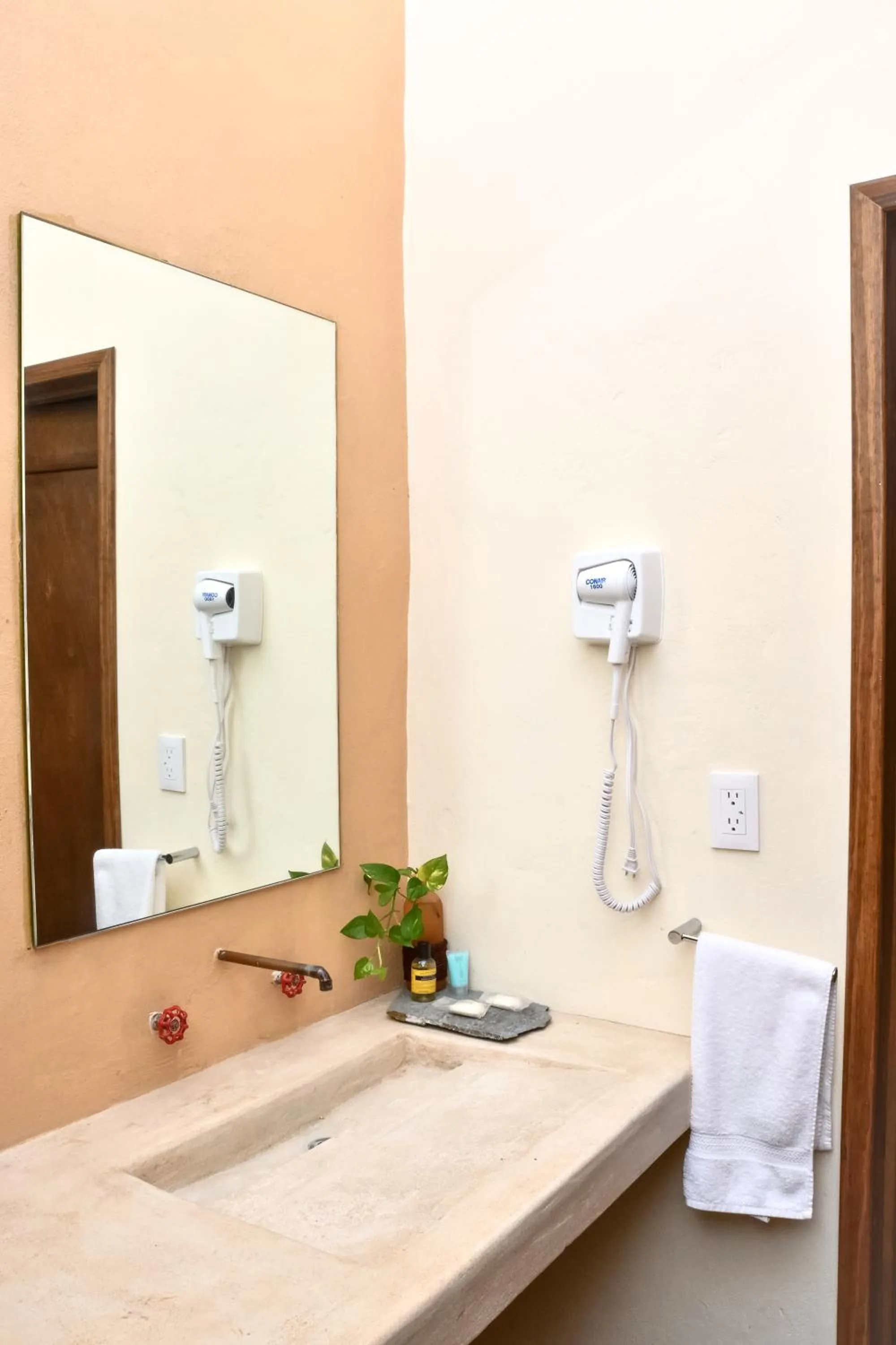 Bathroom in Casa Sisal Valladolid Yuc