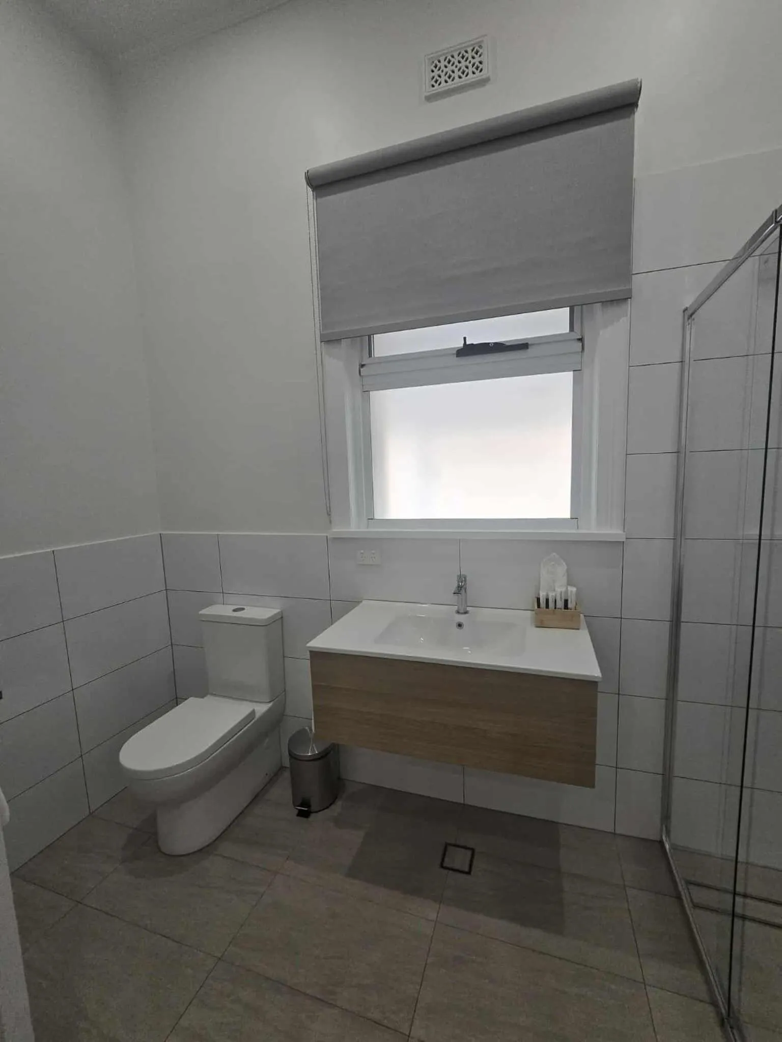 Balcony On Sixth Lodge