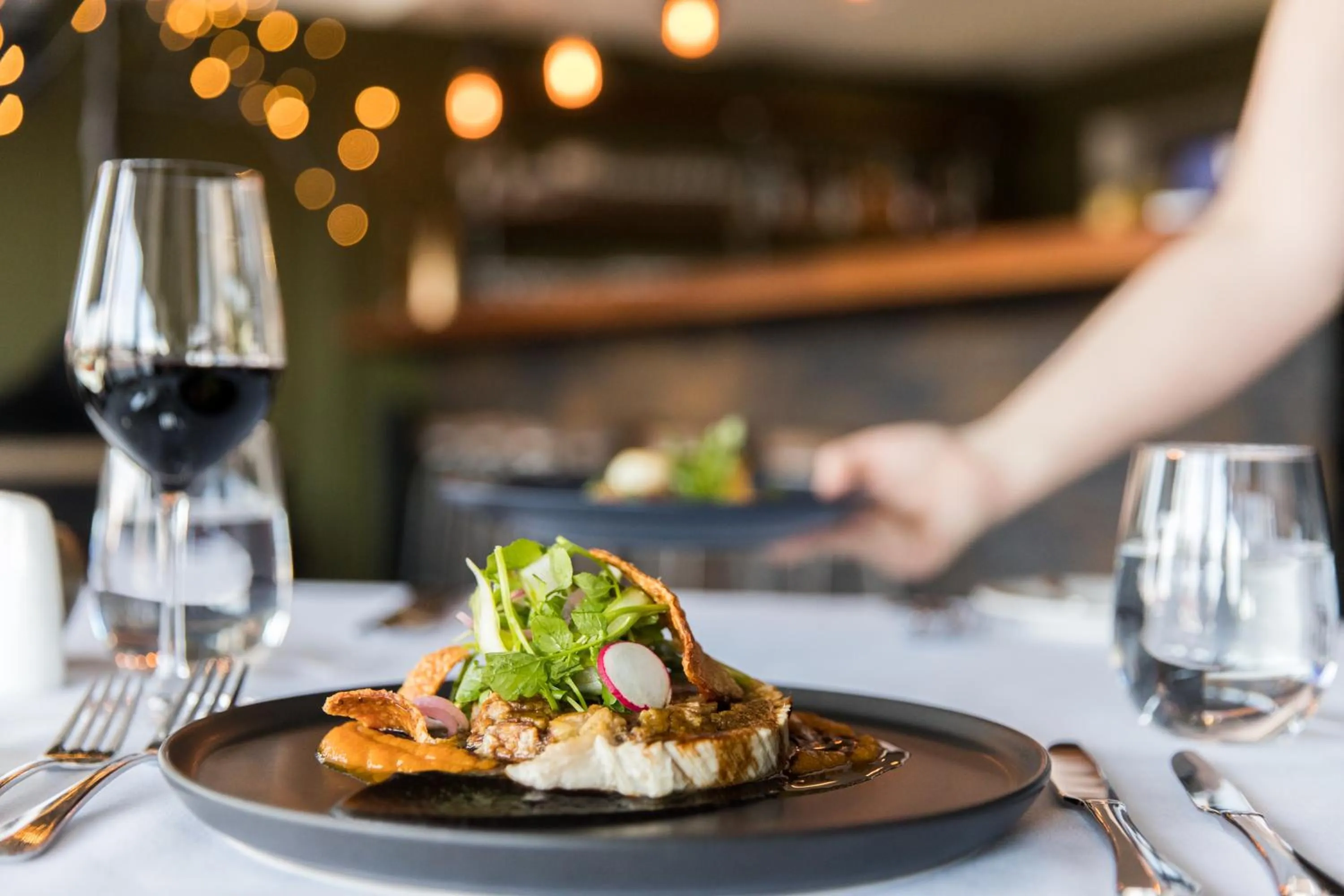 Restaurant/places to eat in Orana Motel