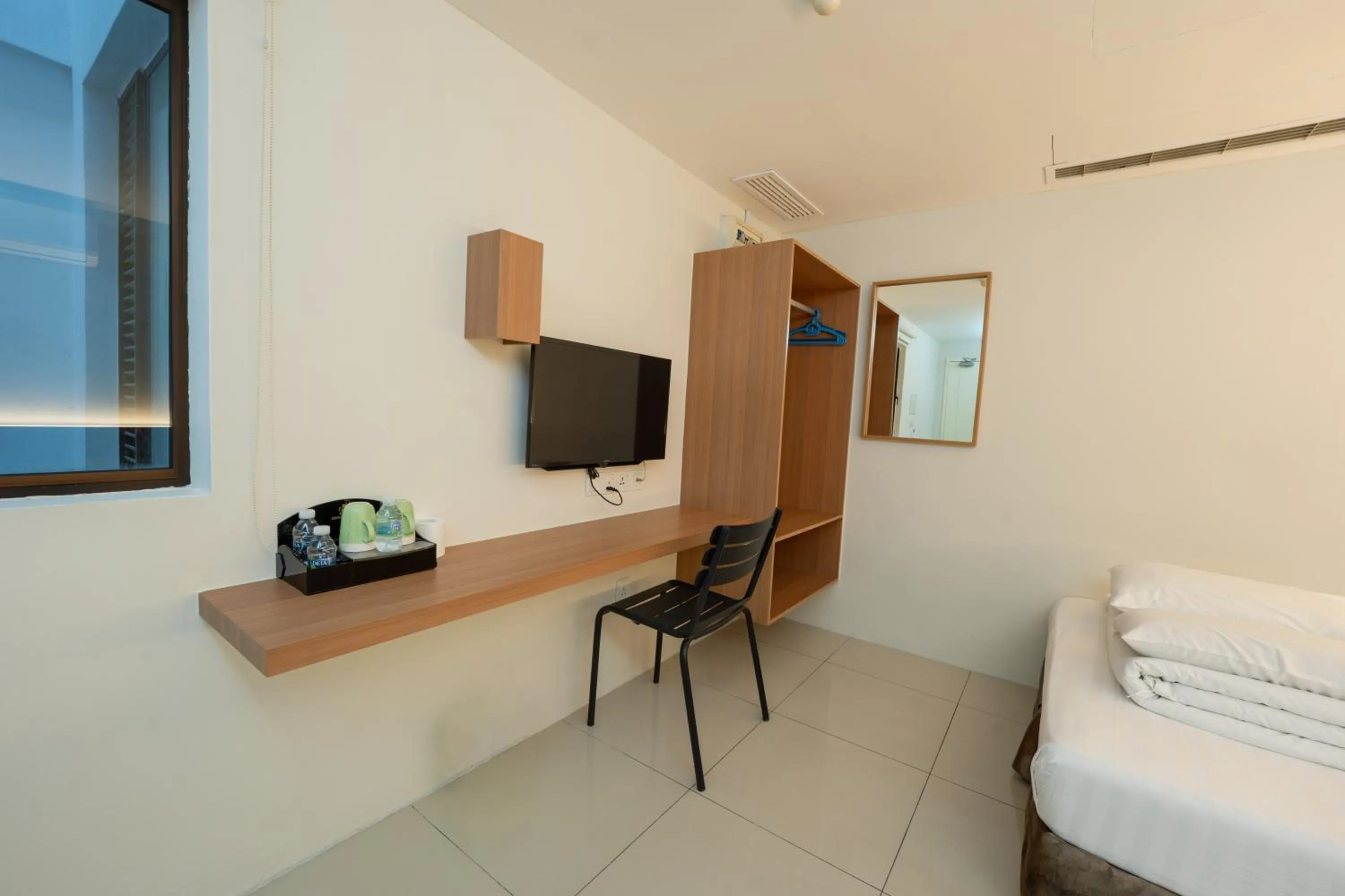 TV and multimedia, Bed in Green Hotel