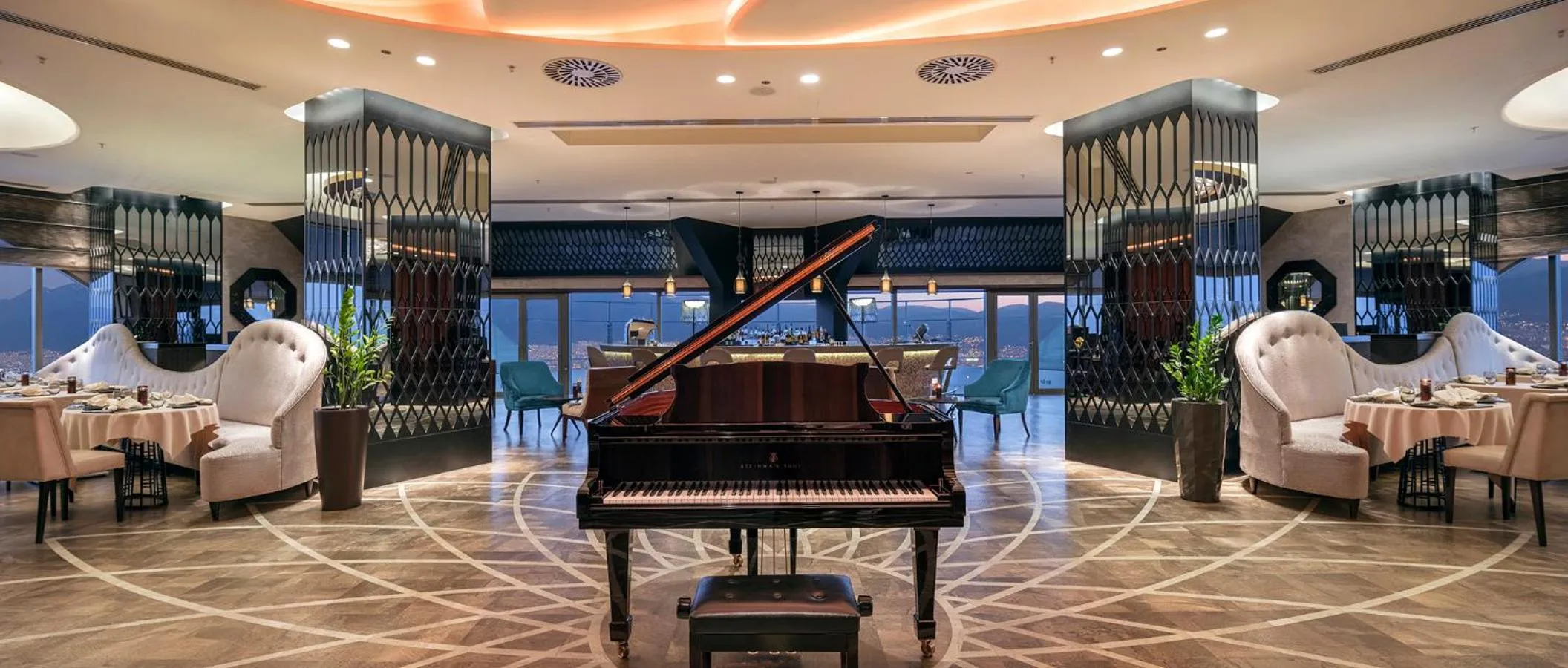 Restaurant/places to eat in Hilton Bursa Convention Center & Spa