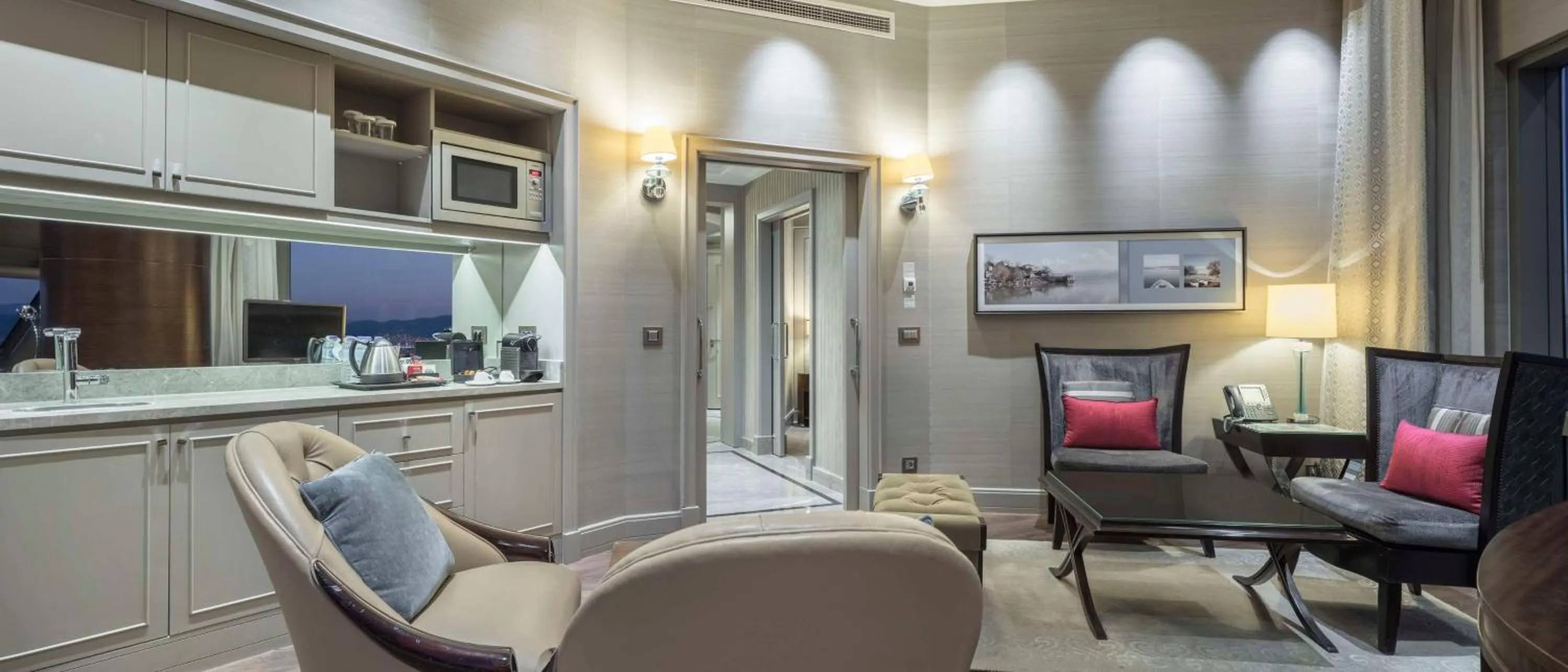 Living room in Hilton Bursa Convention Center & Spa