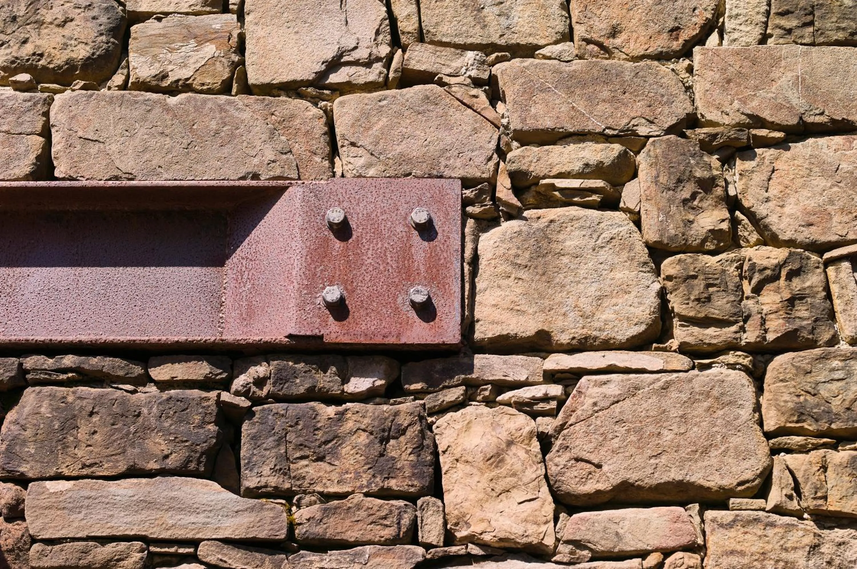 Decorative detail in Borgo La Pietraia