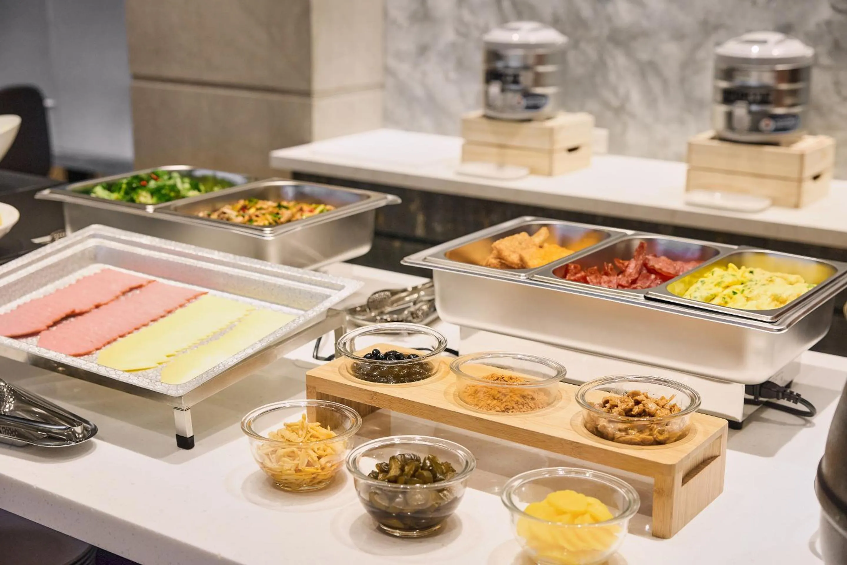 Buffet breakfast in Orange Hotel - Linsen, Taipei