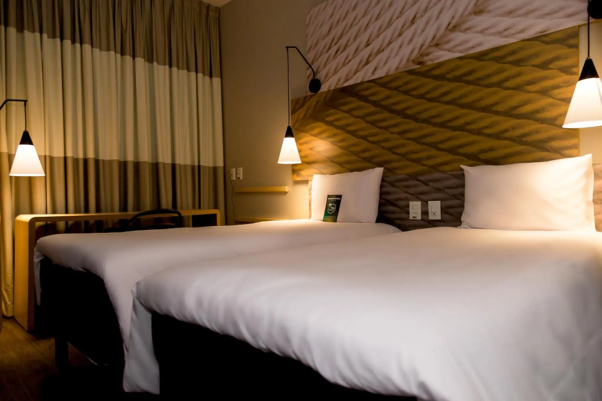 Bed in Ibis Lorena - Circuito da Fé