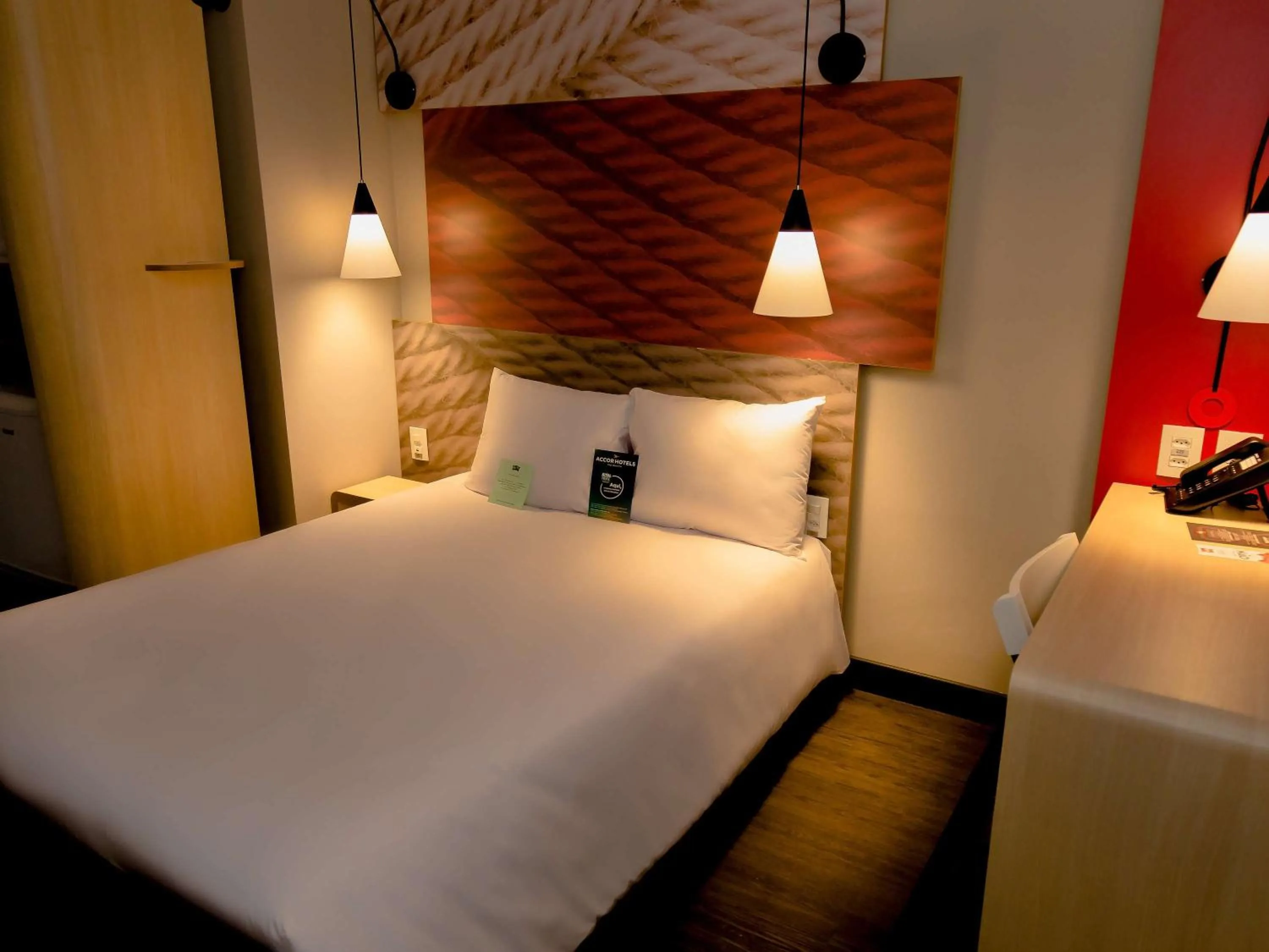 On site, Bed in Ibis Lorena - Circuito da Fé