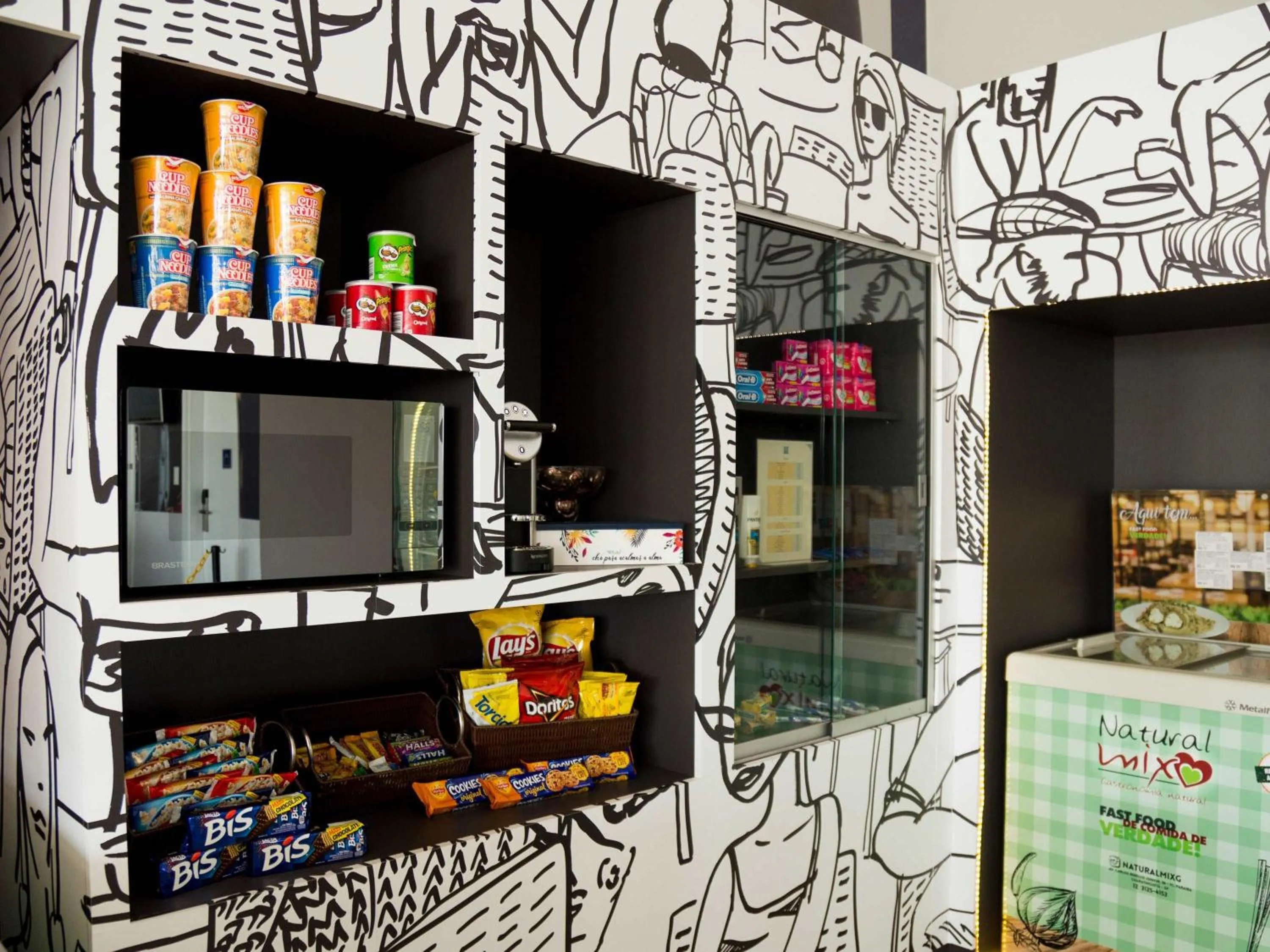 Lounge or bar in Ibis Budget Lorena - Circuito da Fé