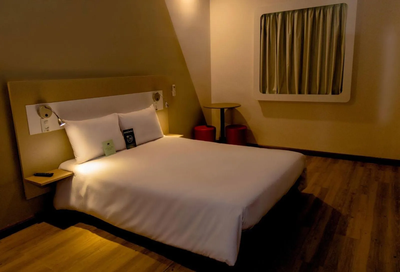 Photo of the whole room, Bed in Ibis Budget Lorena - Circuito da Fé