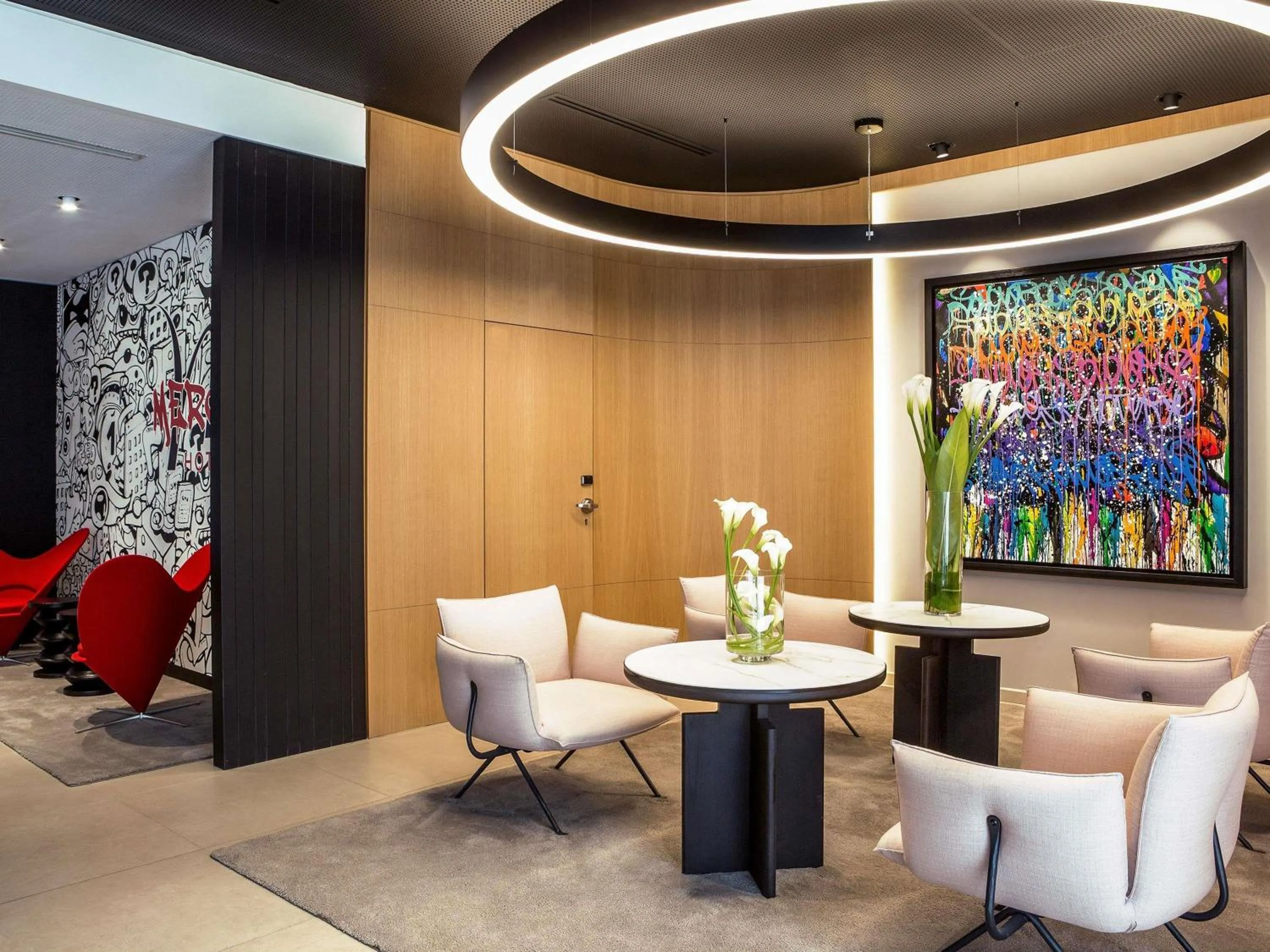 Bedroom in Mercure Paris 17 Batignolles