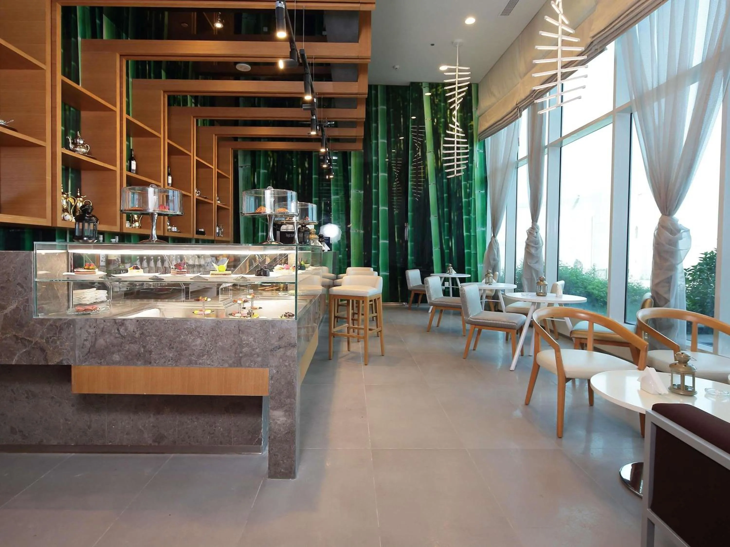 Lounge or bar in Novotel Jazan