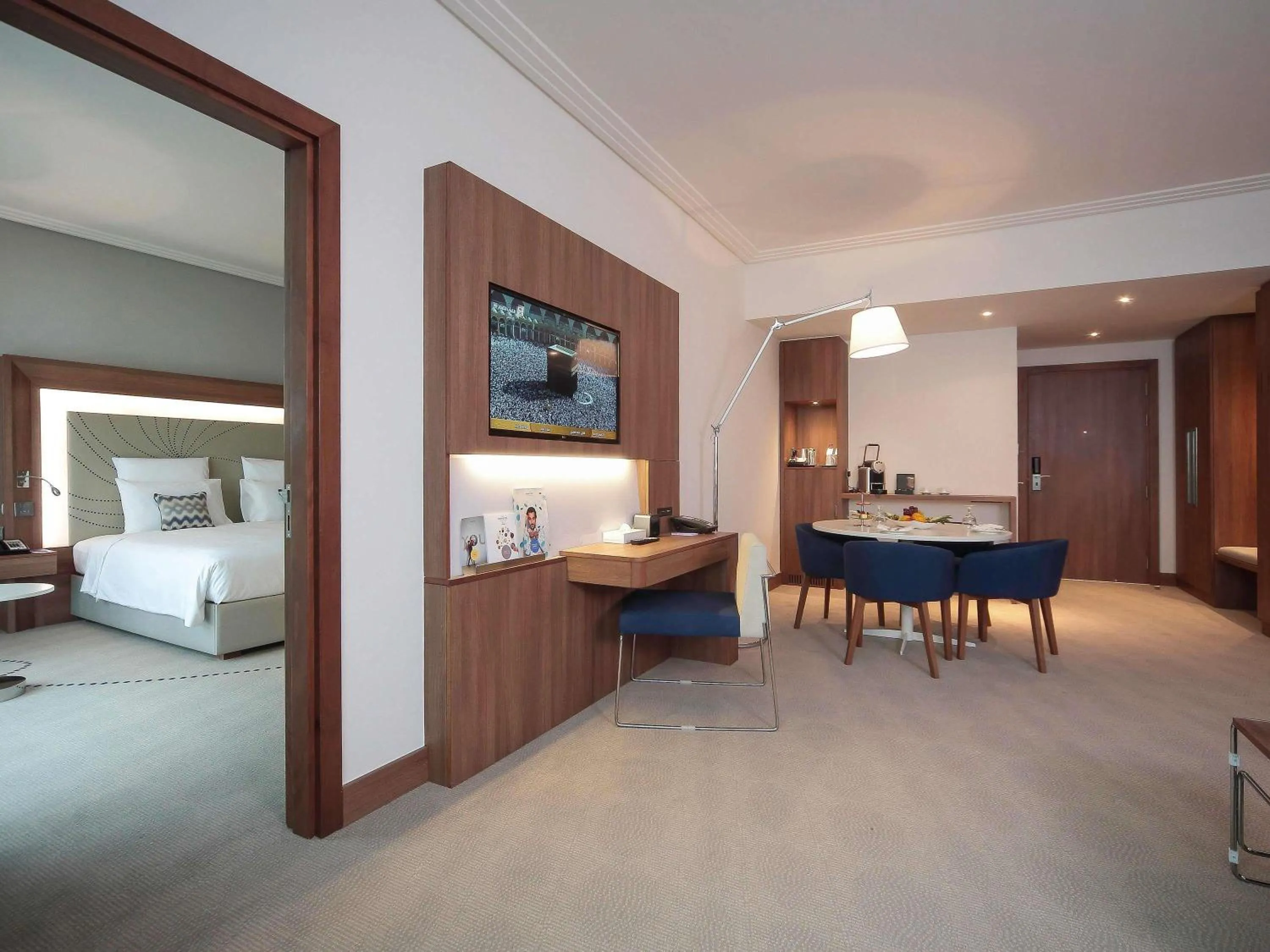 Bedroom, Bed in Novotel Jazan