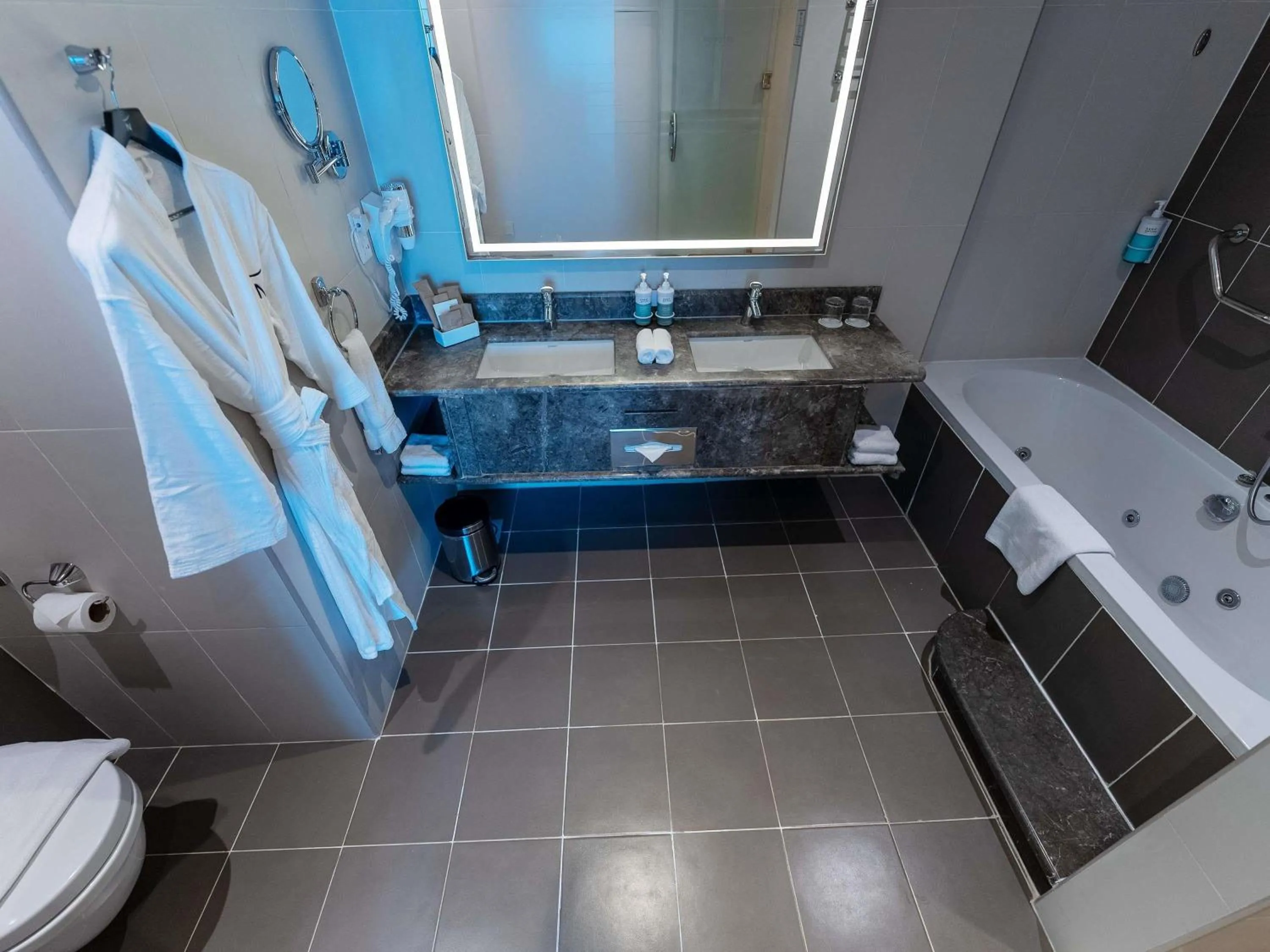 Bedroom in Novotel Jazan