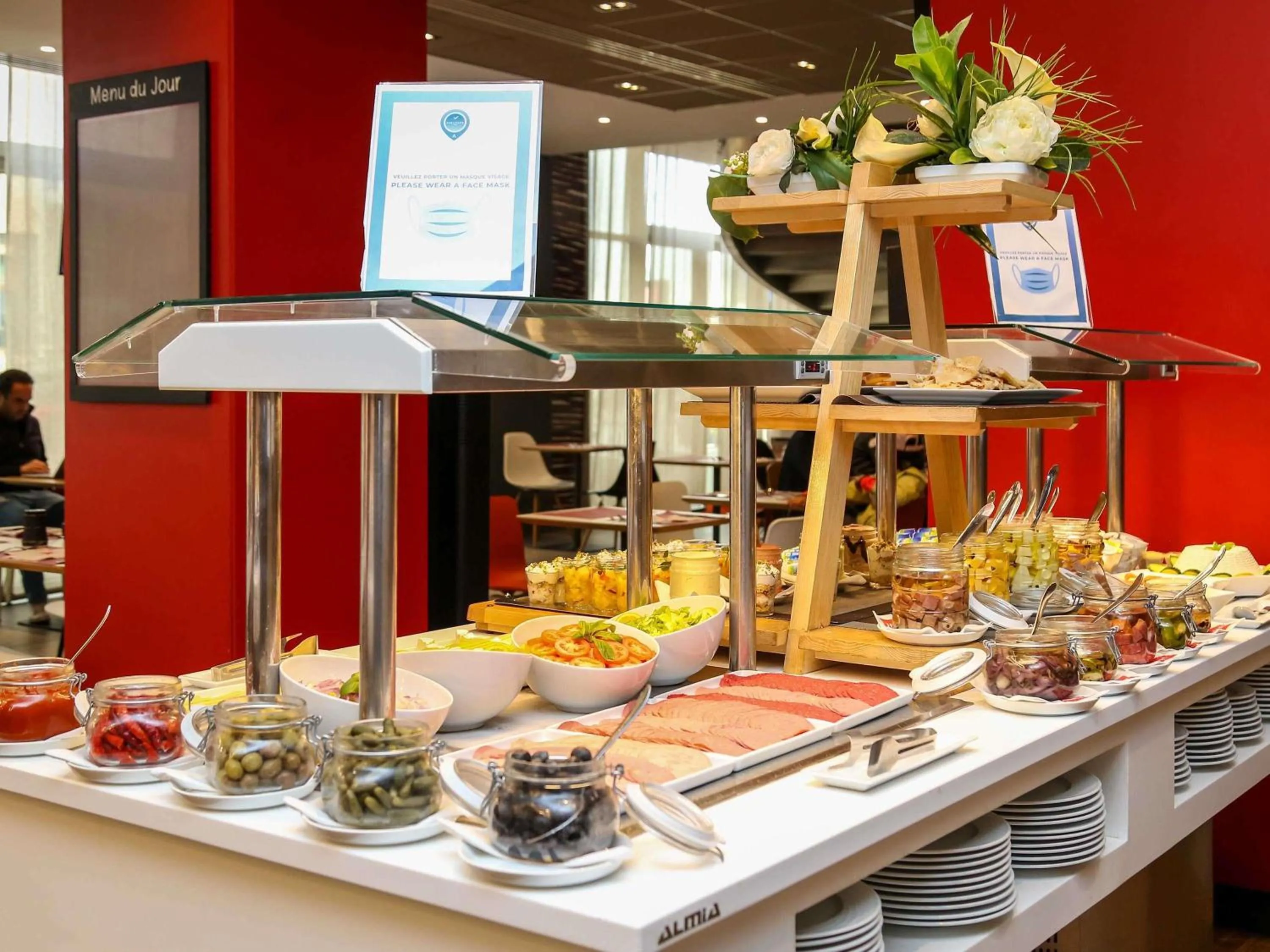 Restaurant/places to eat in Ibis Sfax