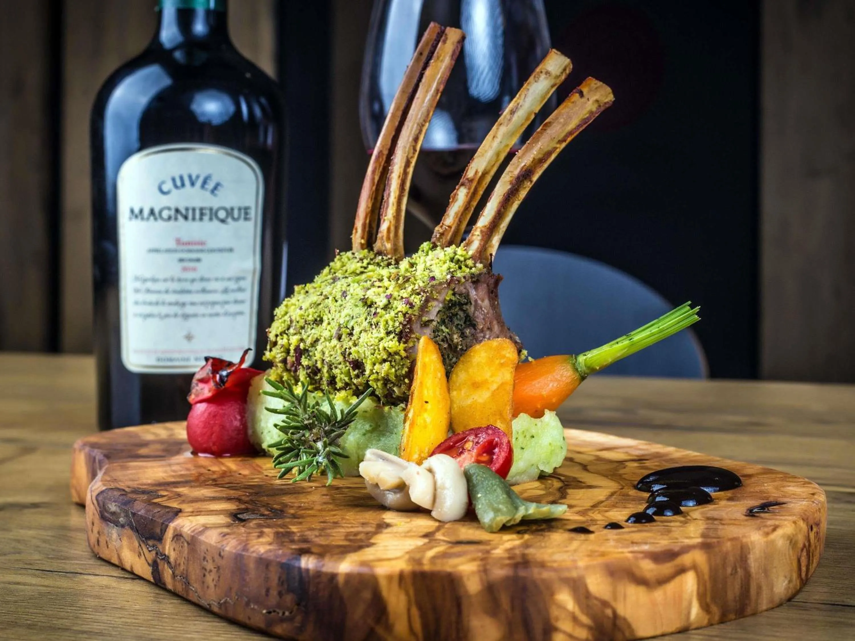 Lounge or bar in Ibis Sfax