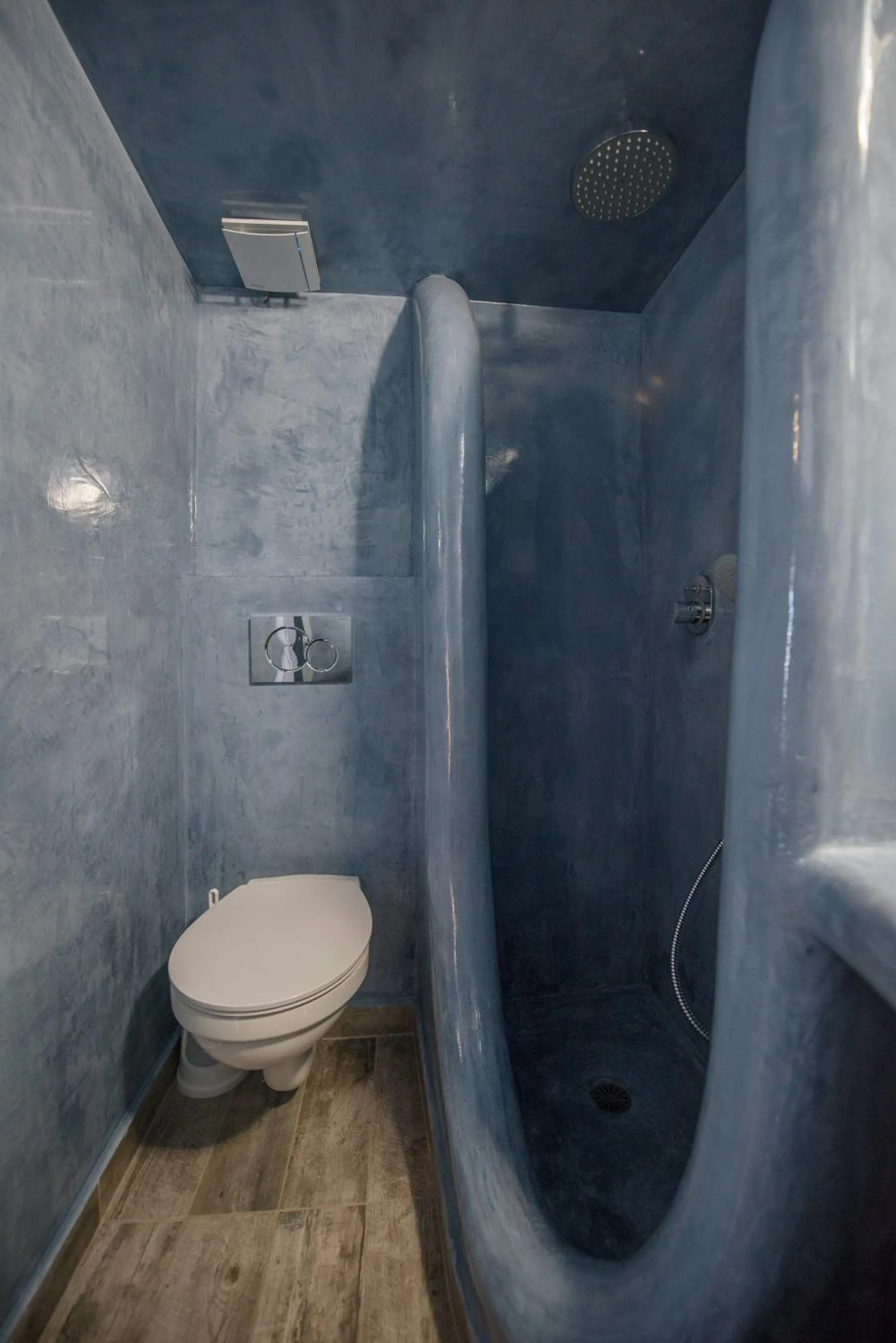 Bathroom in Maryloujohn Villas Oia