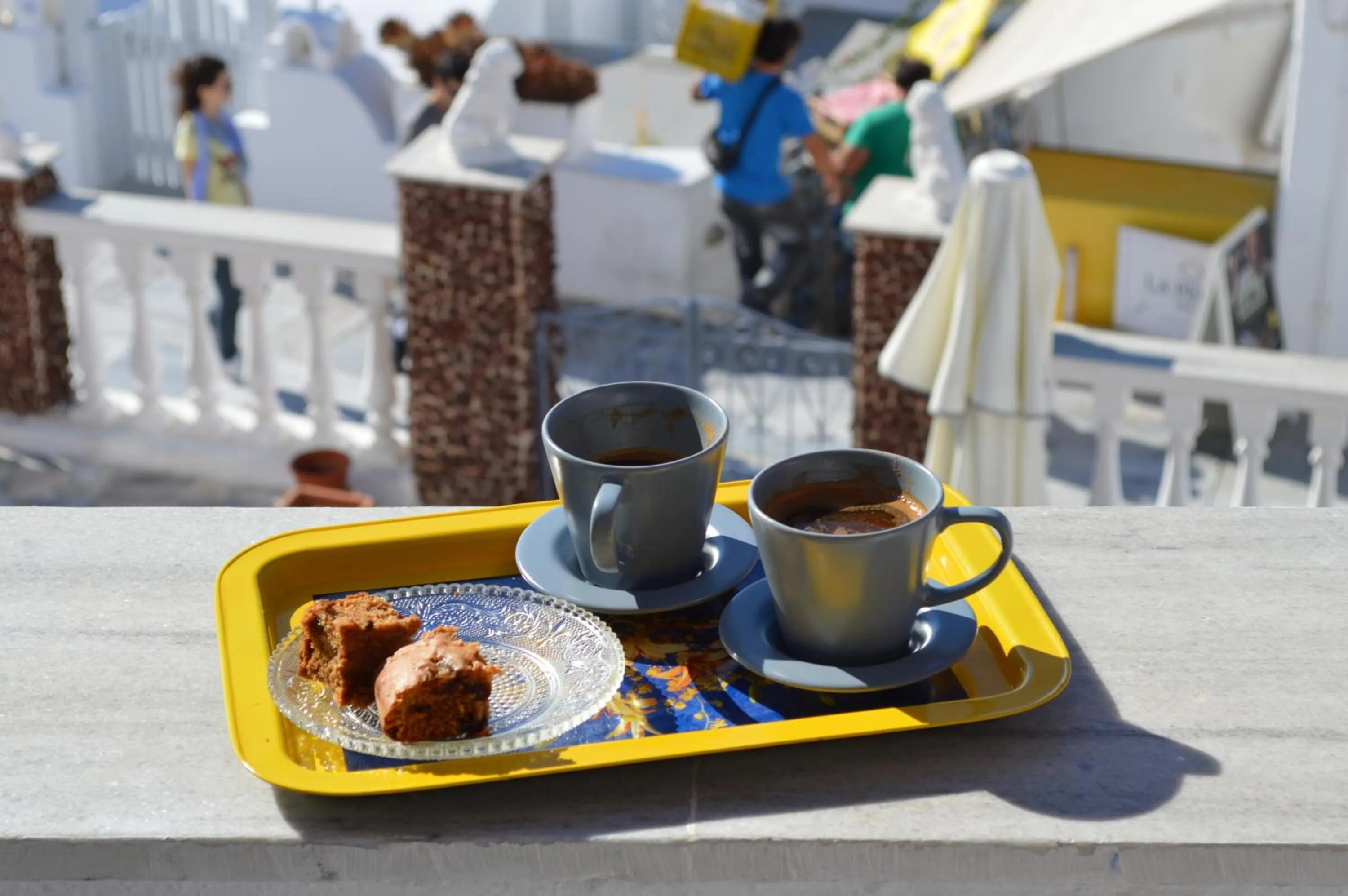 Food and drinks in Maryloujohn Villas Oia