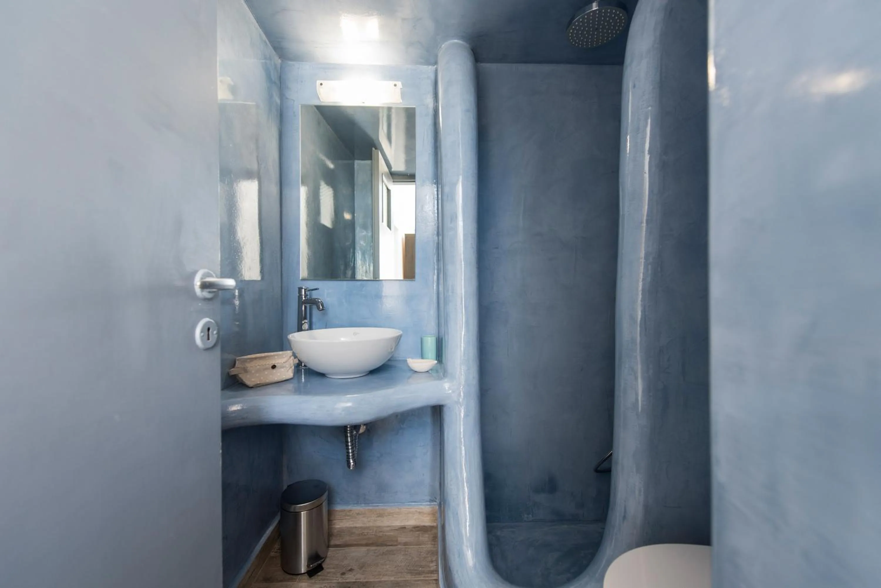 Bathroom in Maryloujohn Villas Oia