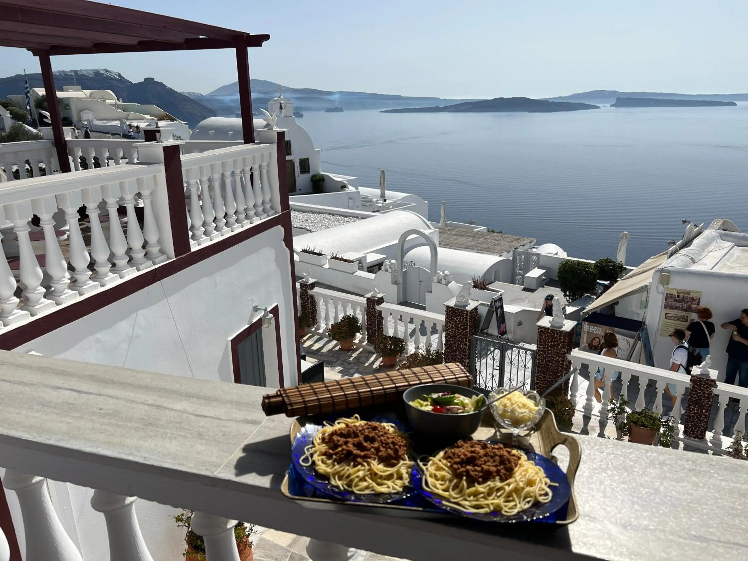 Patio in Maryloujohn Villas Oia