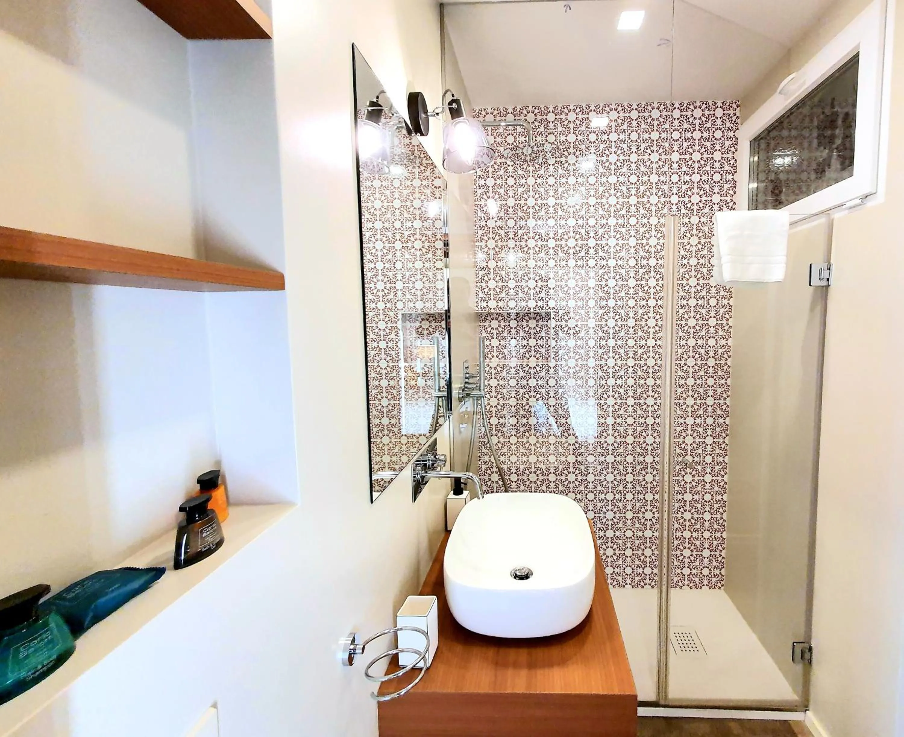 Bathroom in Heart Milan Apartments Duomo Colonne