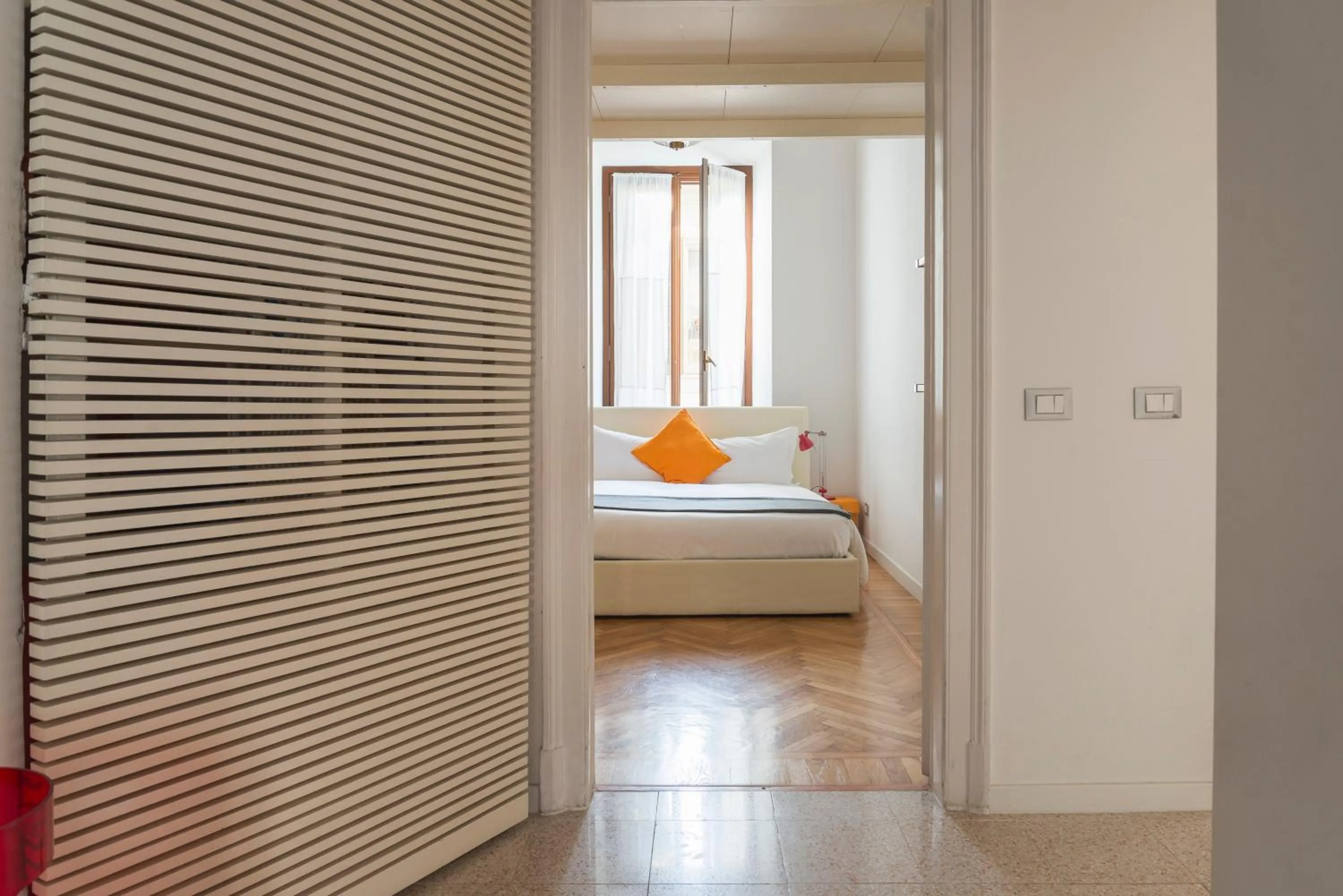 Bedroom, Bed in Heart Milan Apartments Duomo Colonne