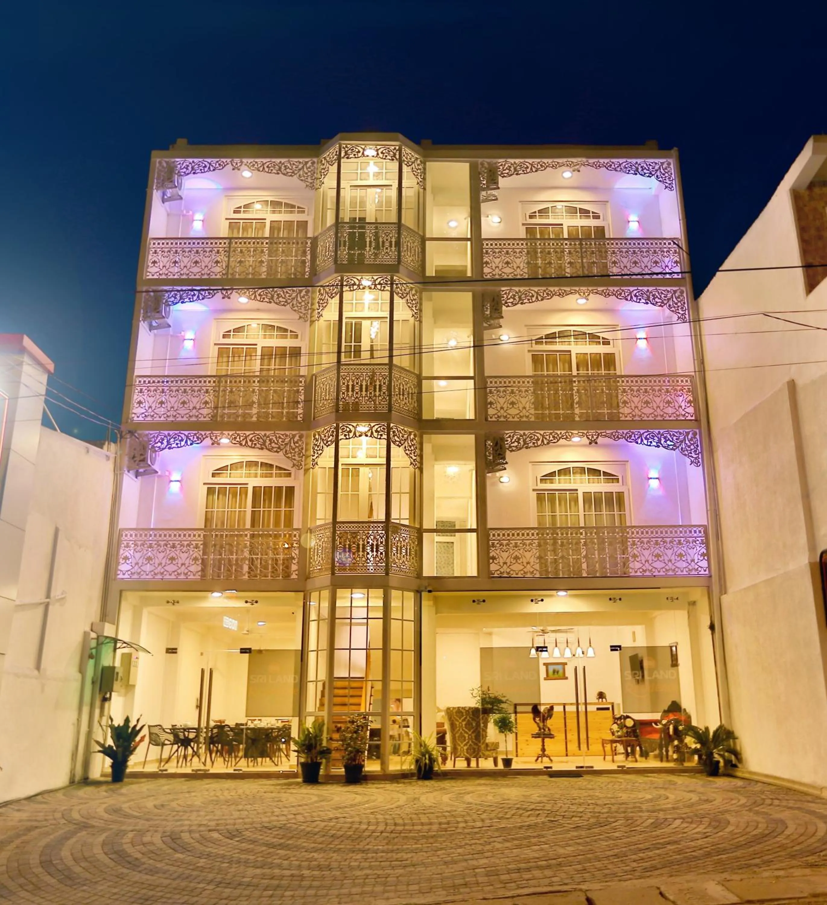 Property building in Vendol Maliga Edge