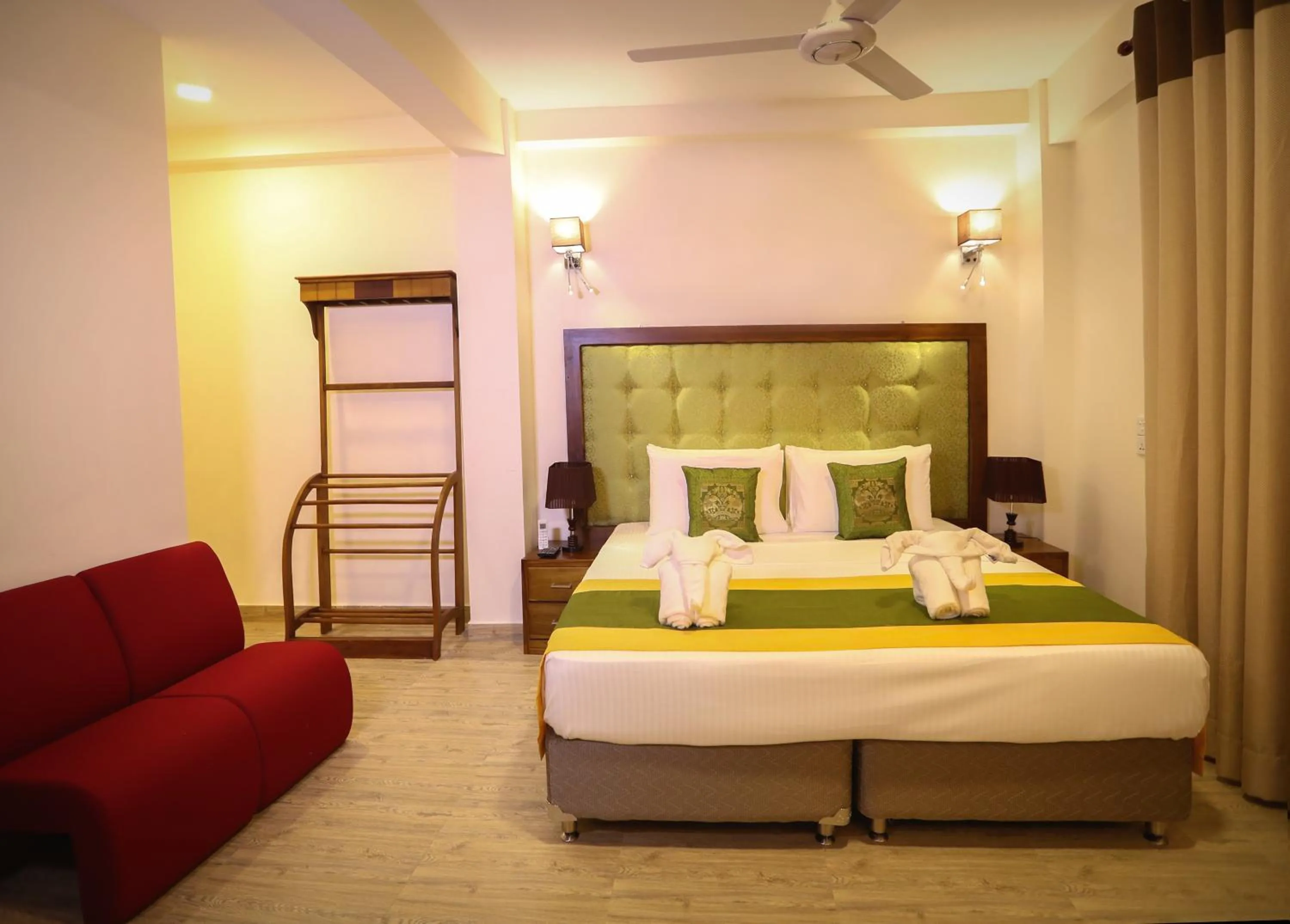 Photo of the whole room, Bed in Vendol Maliga Edge