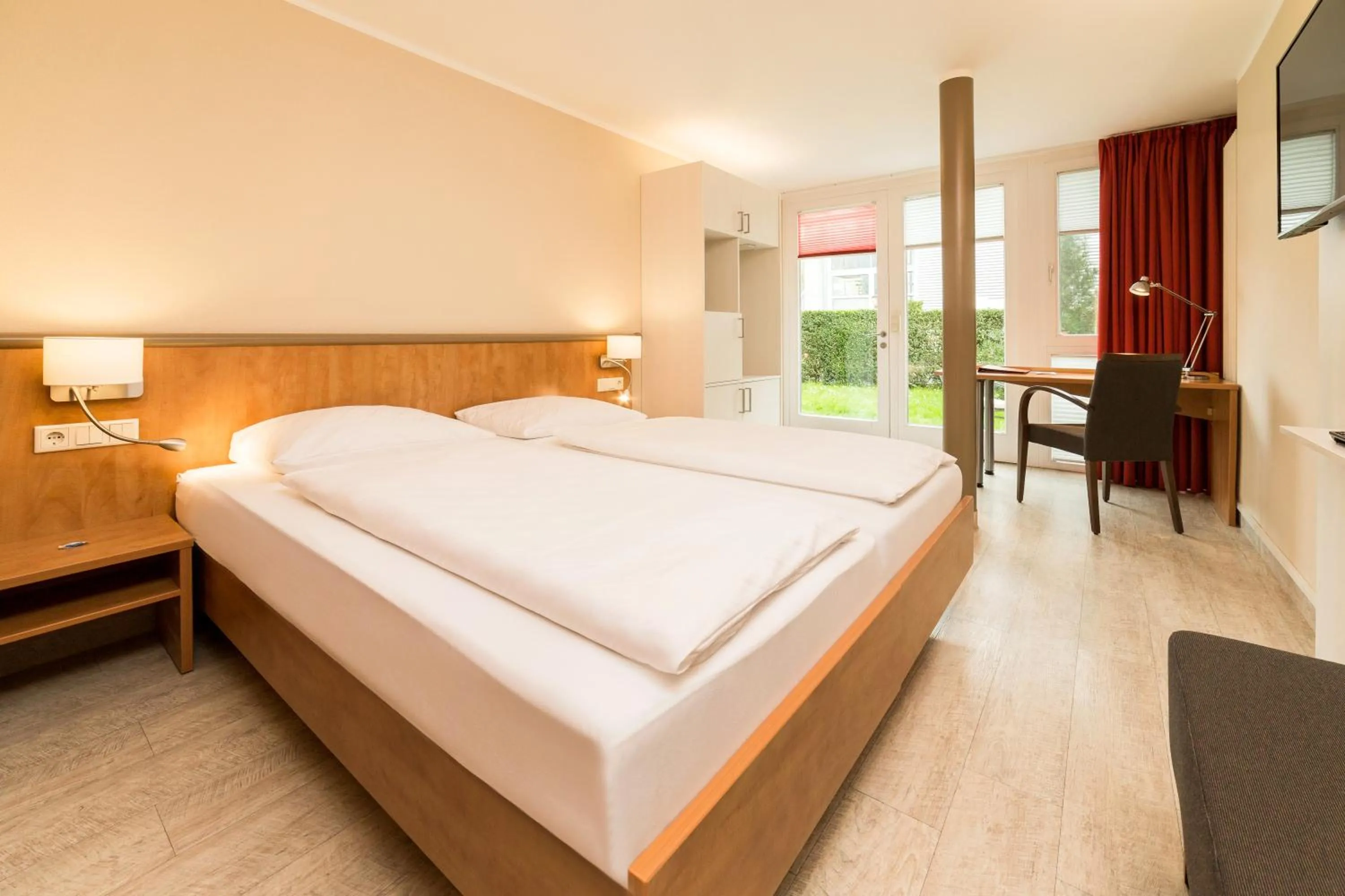 Photo of the whole room, Bed in Hotel Spree-idyll