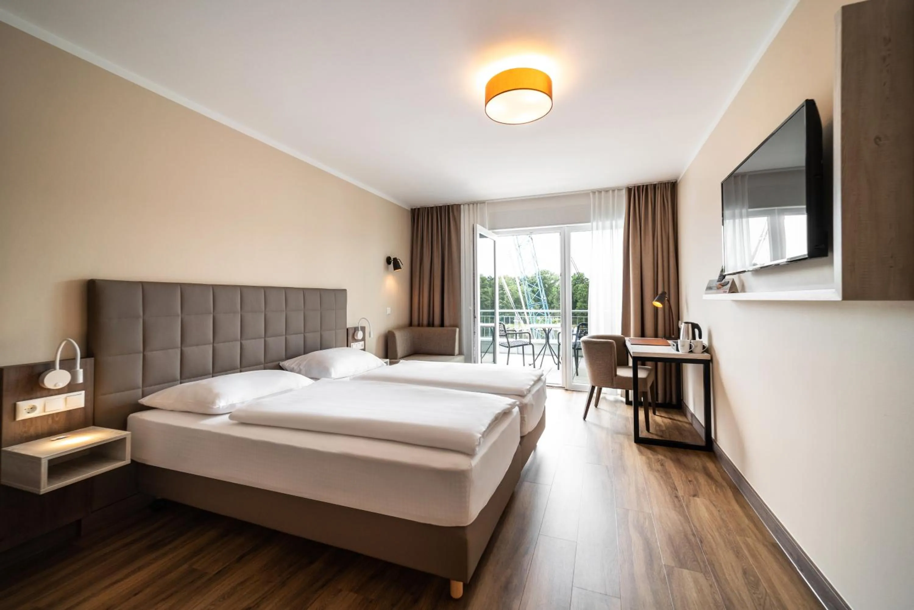 Photo of the whole room, Bed in Hotel Spree-idyll