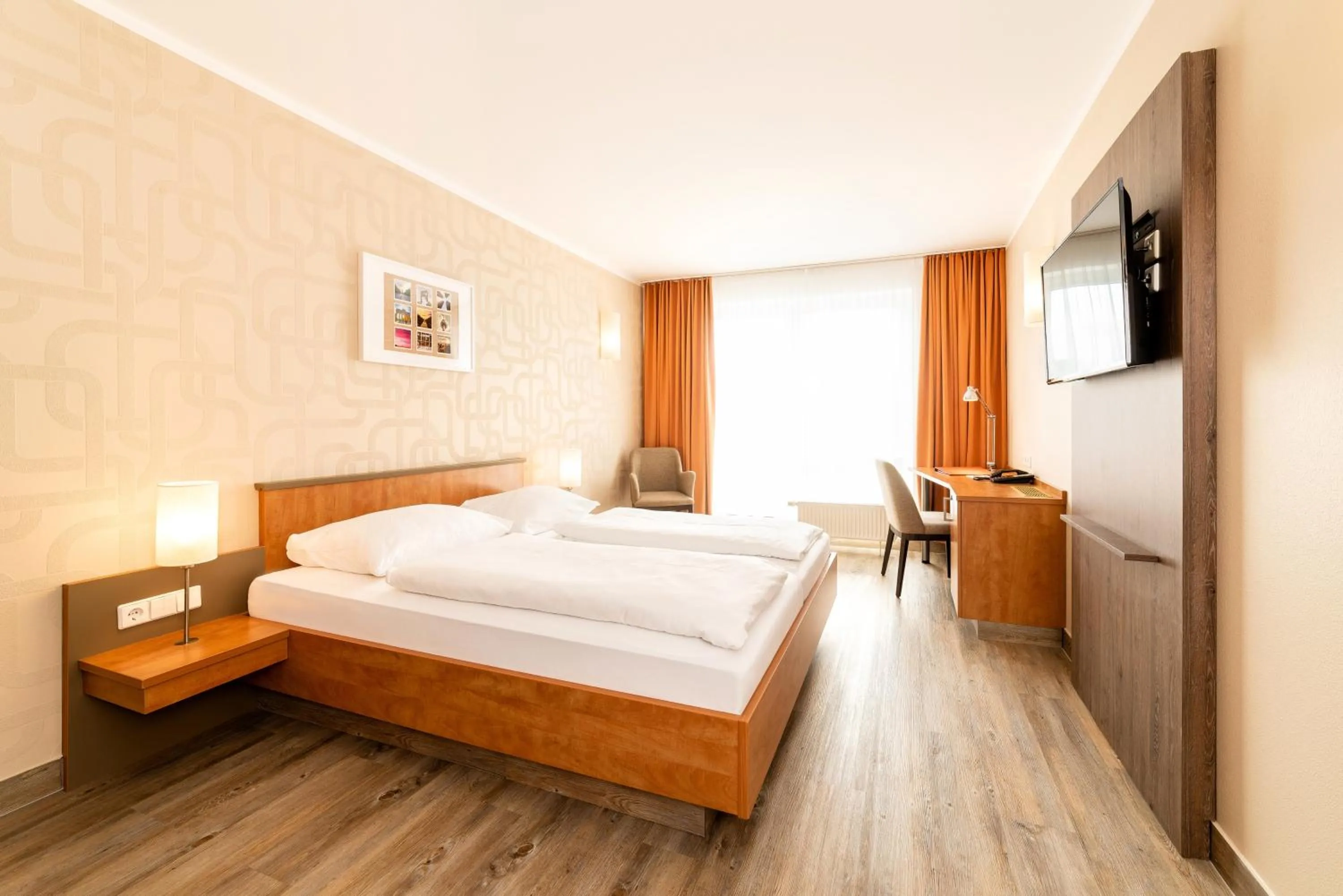 Photo of the whole room, Bed in Hotel Spree-idyll