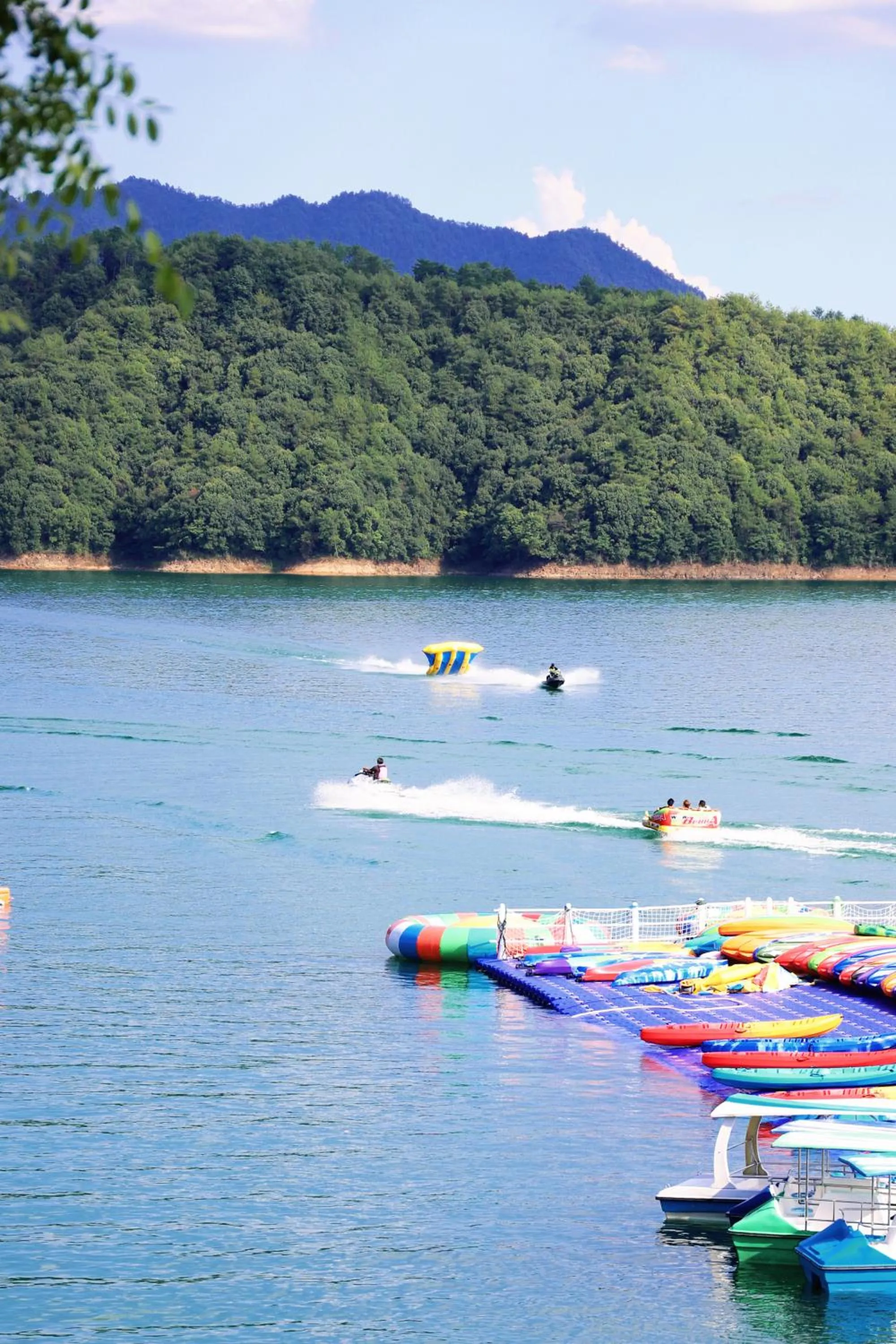 Aqua park in Hilton Hangzhou Qiandao Lake Resort