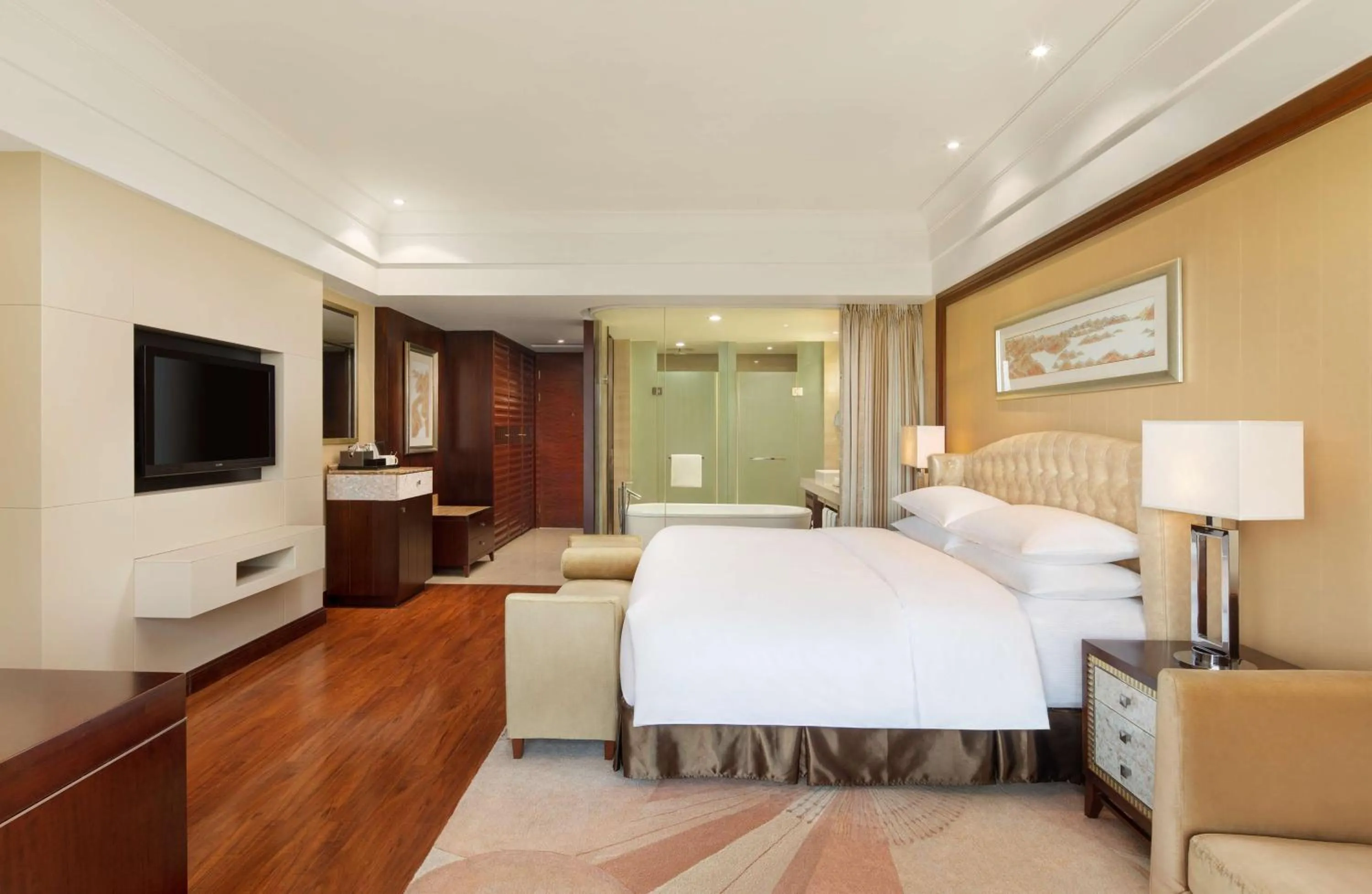 Bathroom, Bed in Hilton Hangzhou Qiandao Lake Resort