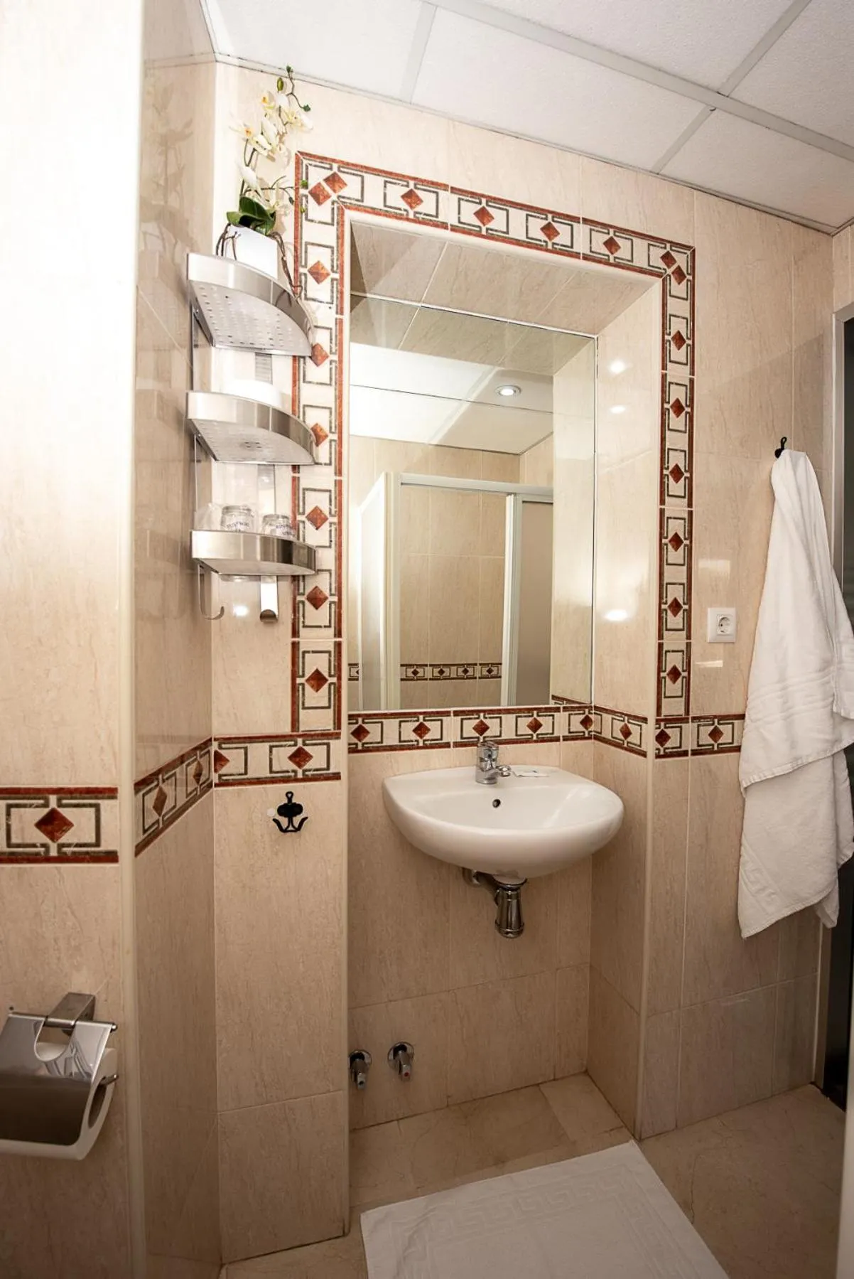 Bathroom in Hostal La Muralla