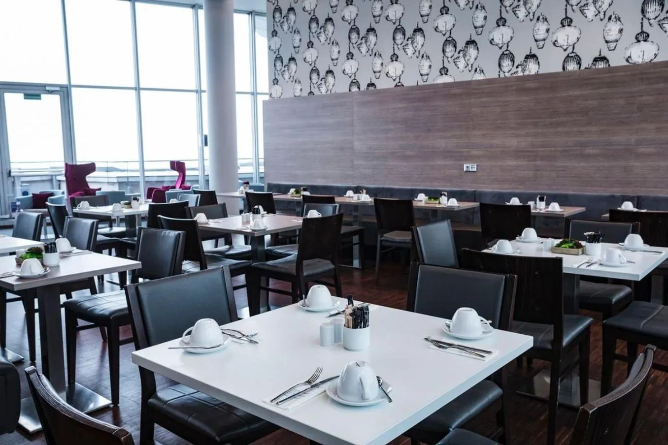 Breakfast in Garner Hotel Berlin - Spandau by IHG