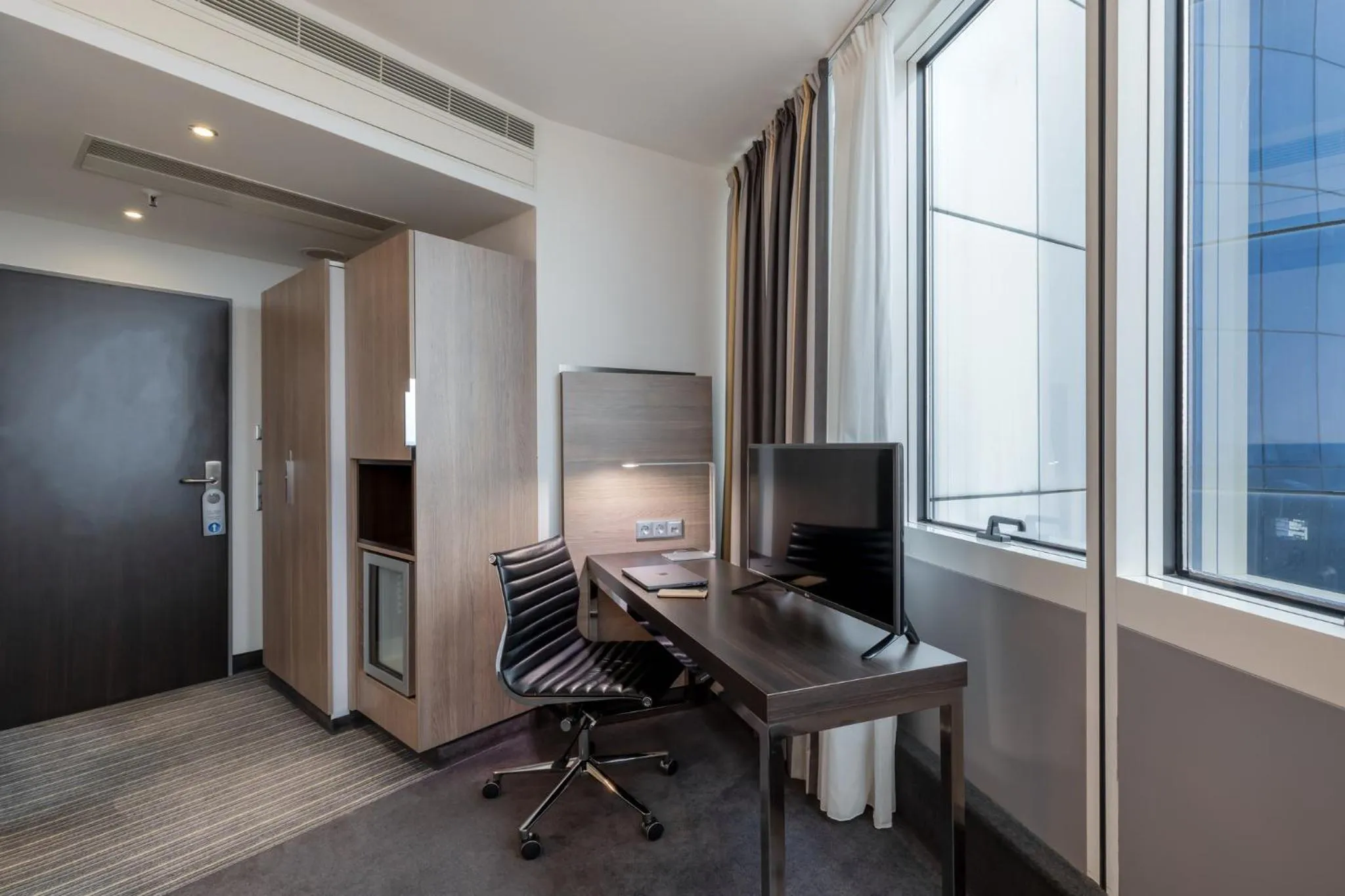 Photo of the whole room in Garner Hotel Berlin - Spandau by IHG