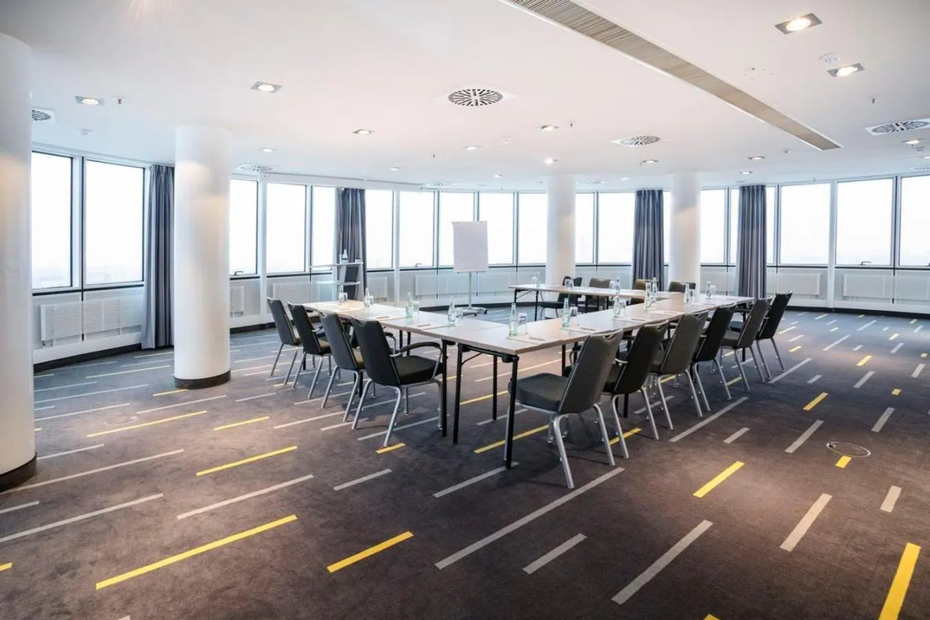 Meeting/conference room in Garner Hotel Berlin - Spandau by IHG