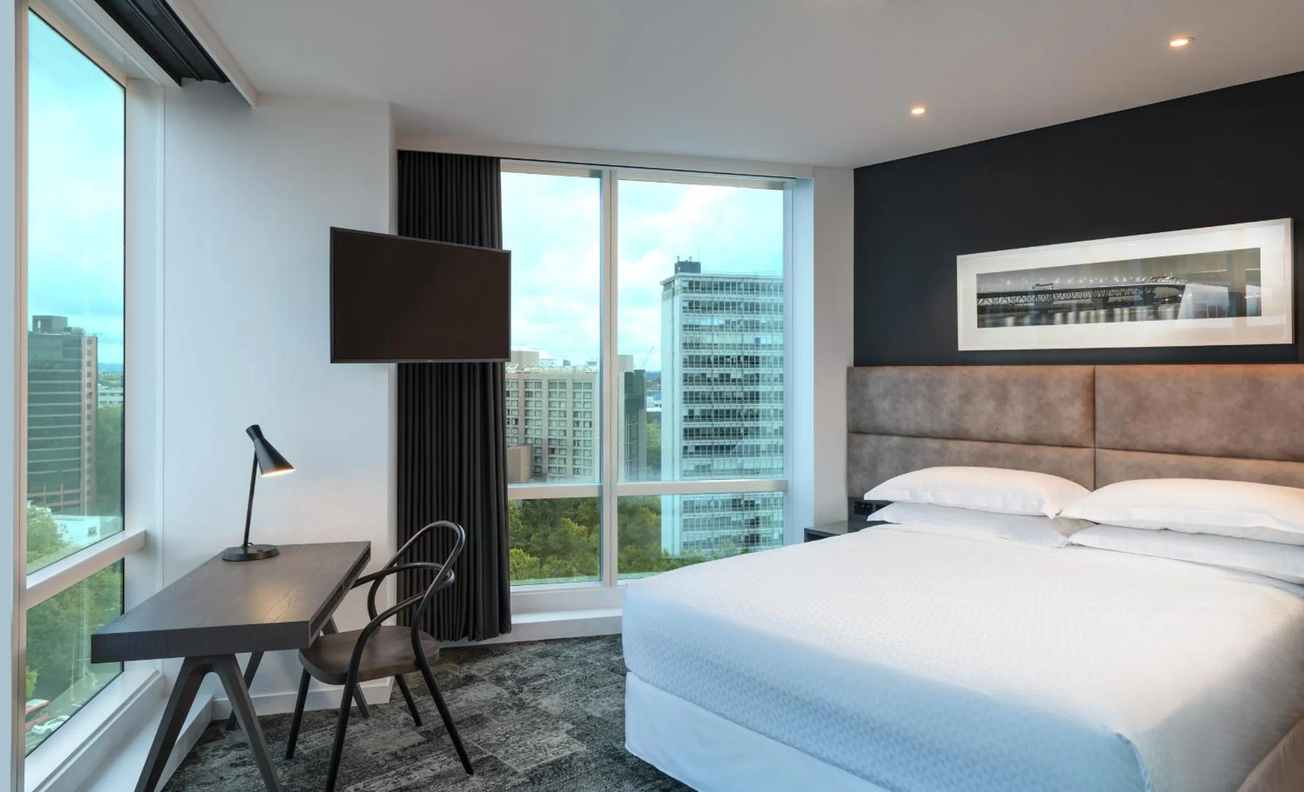 TV and multimedia, Bed in Four Points by Sheraton Auckland