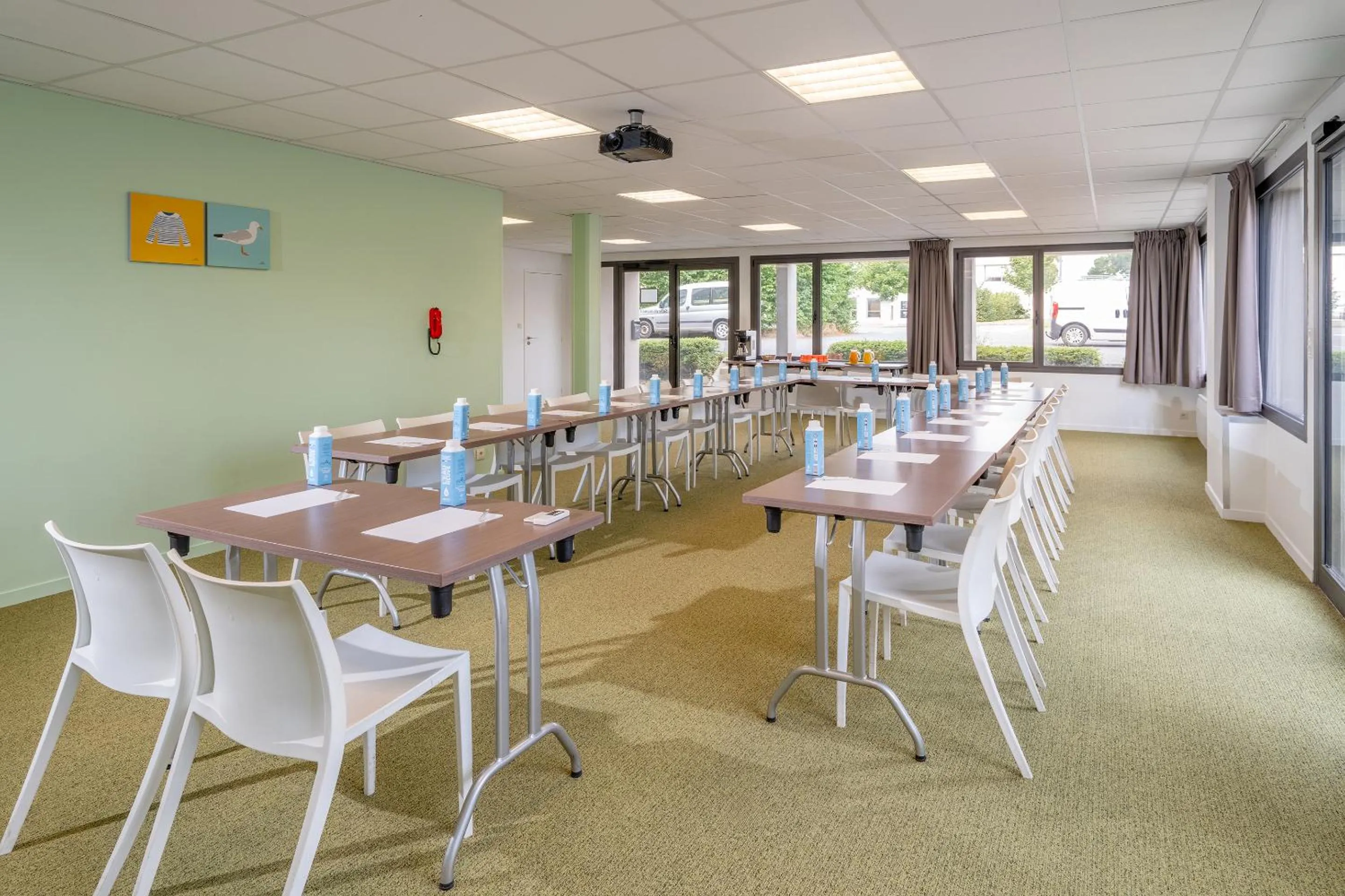 Meeting/conference room in Sure Hotel By Best Western Guerande