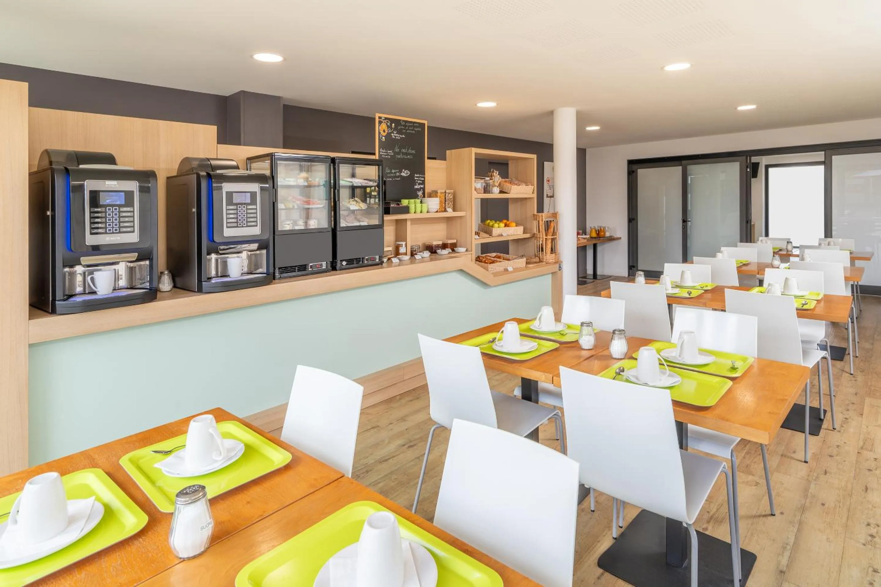 Breakfast in Sure Hotel By Best Western Guerande