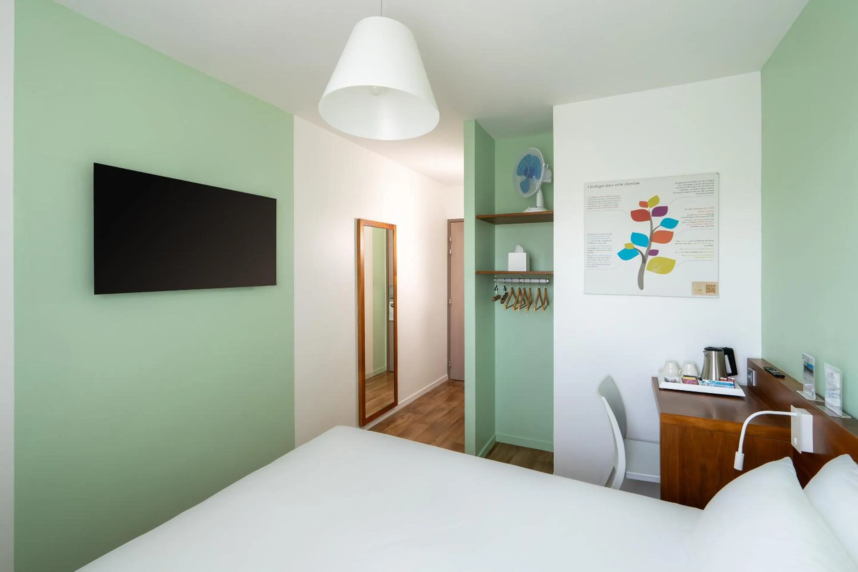 Bedroom, Bed in Sure Hotel By Best Western Guerande