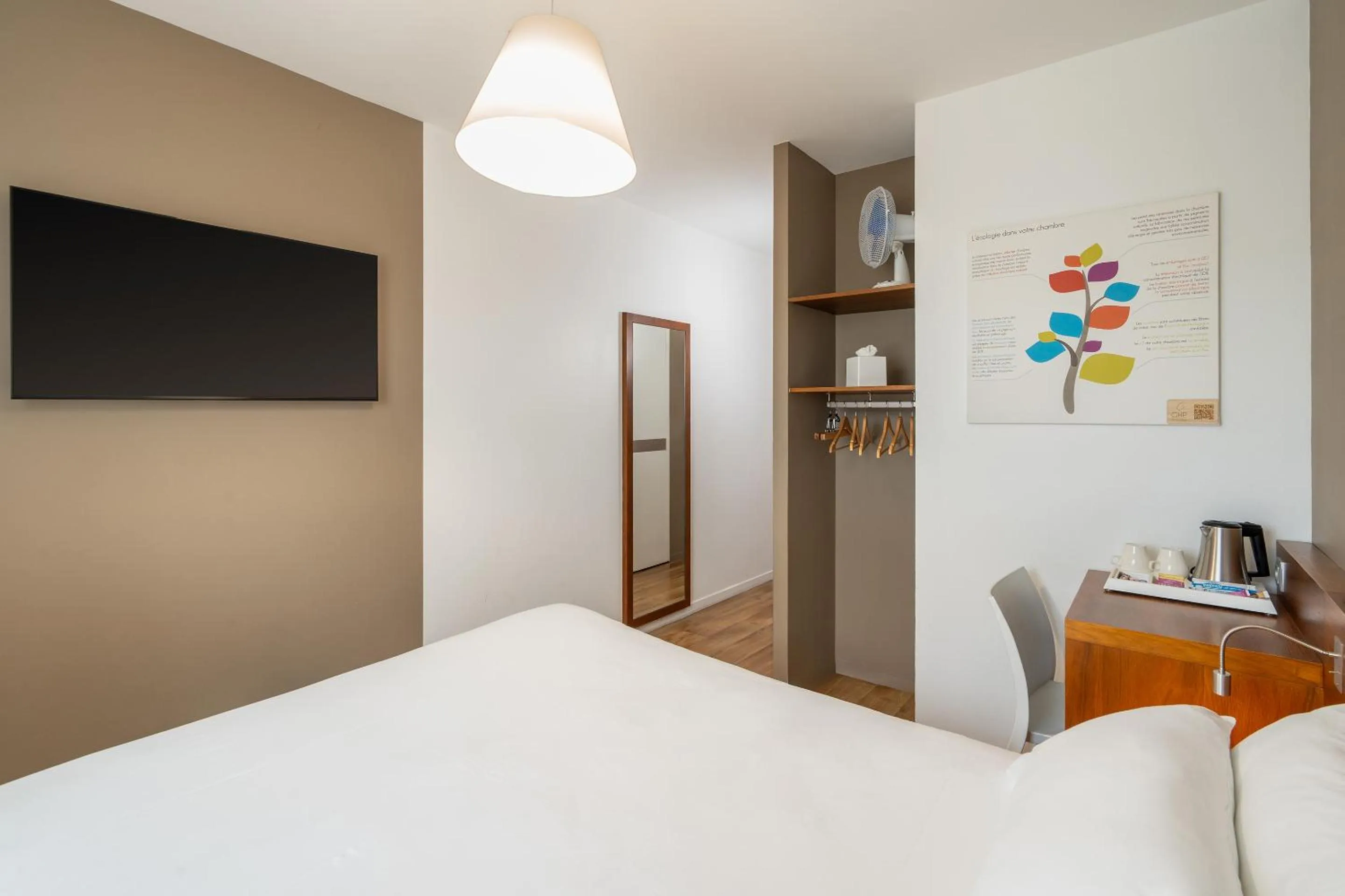 Bedroom, Bed in Sure Hotel By Best Western Guerande