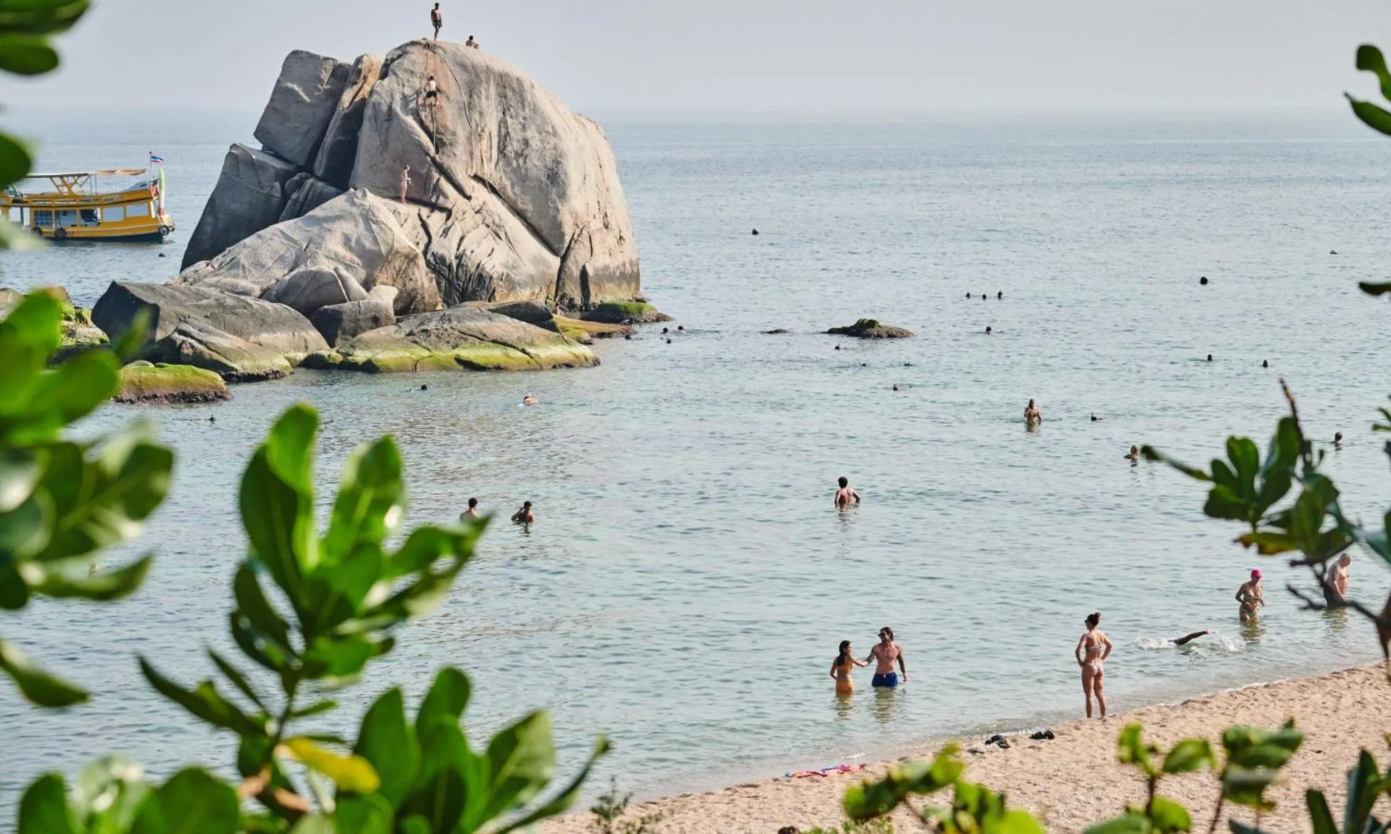 Activities in Lub d Koh Tao Tanote Bay