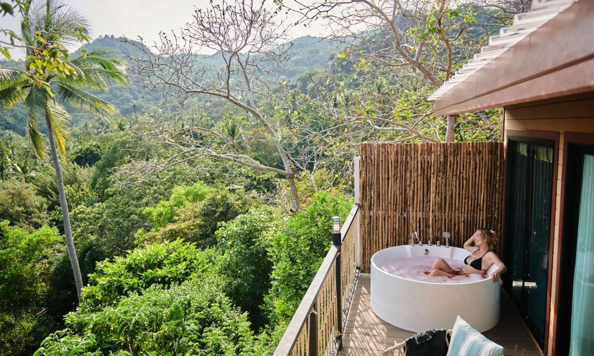 Garden in Lub d Koh Tao Tanote Bay