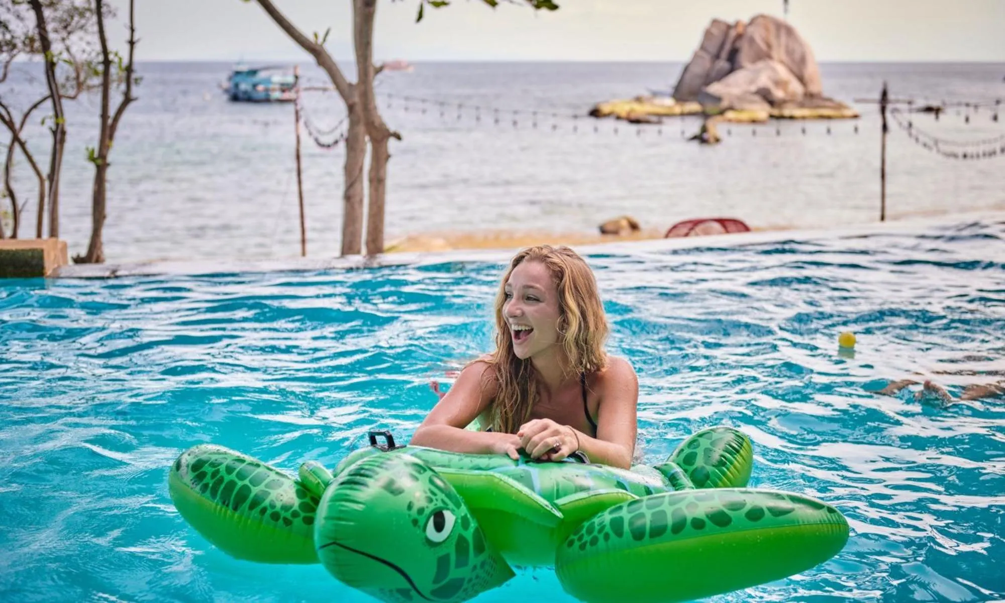 Swimming pool in Lub d Koh Tao Tanote Bay