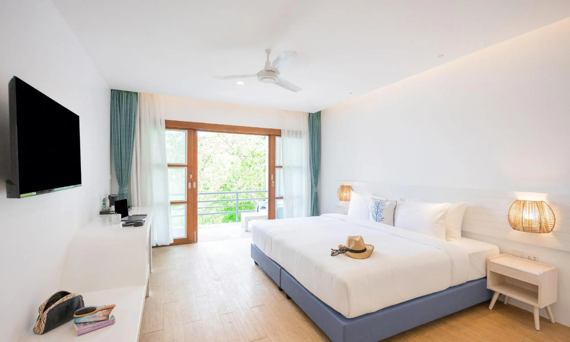 Bed in Lub d Koh Tao Tanote Bay