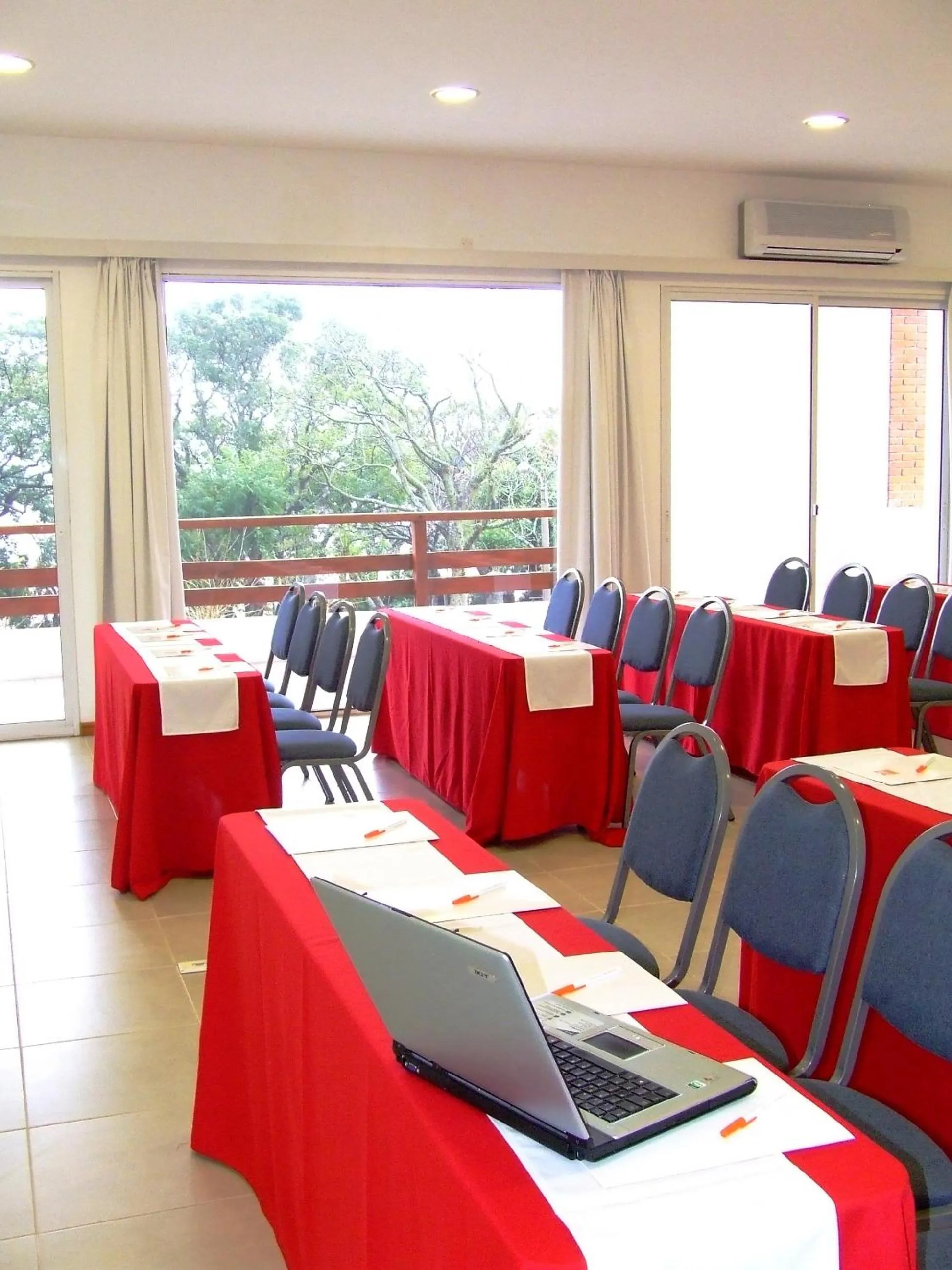 Business facilities in Gran Hotel Fray Bentos