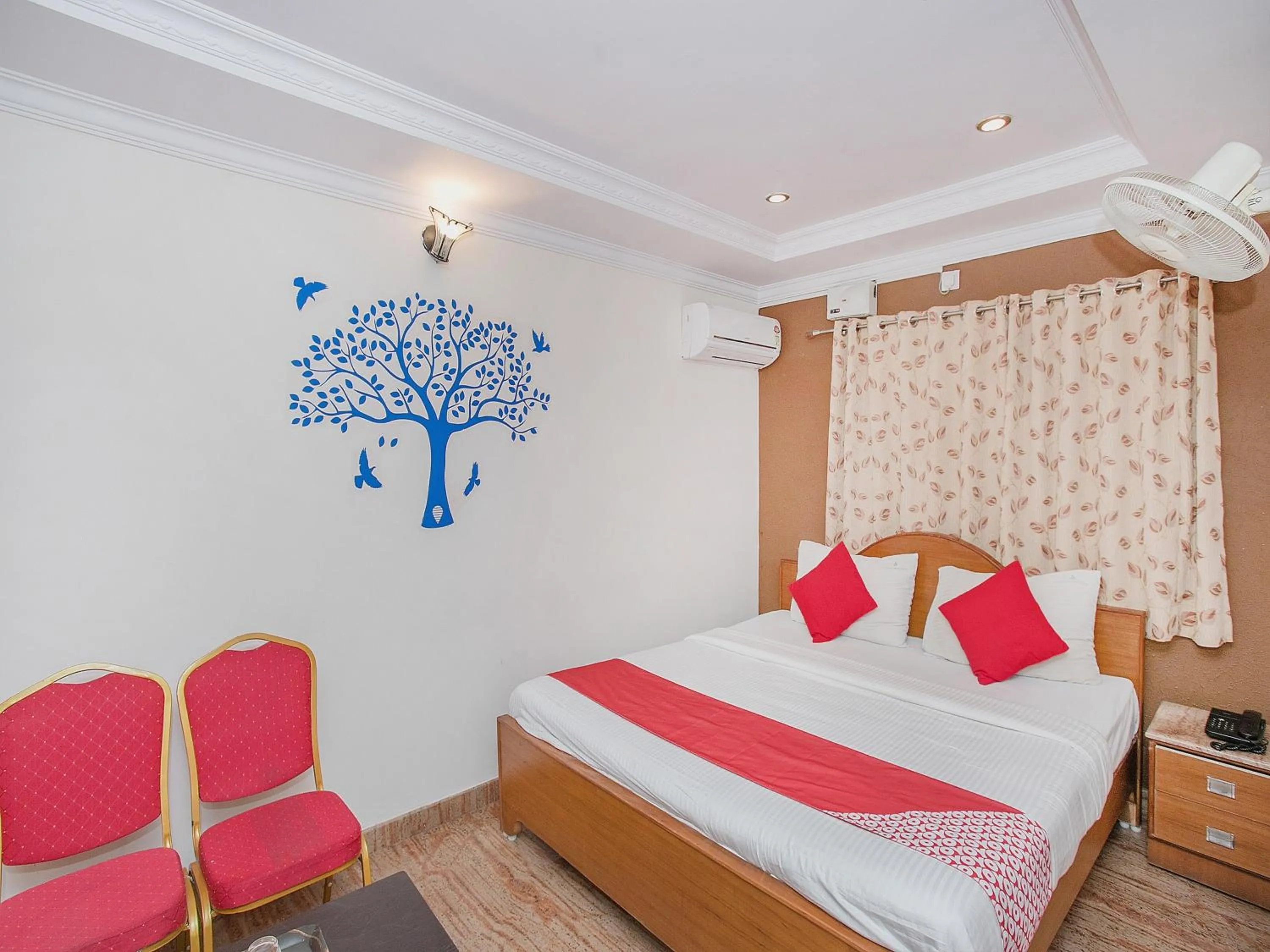 Lobby or reception, Bed in Hotel O Sree Balaji Residency